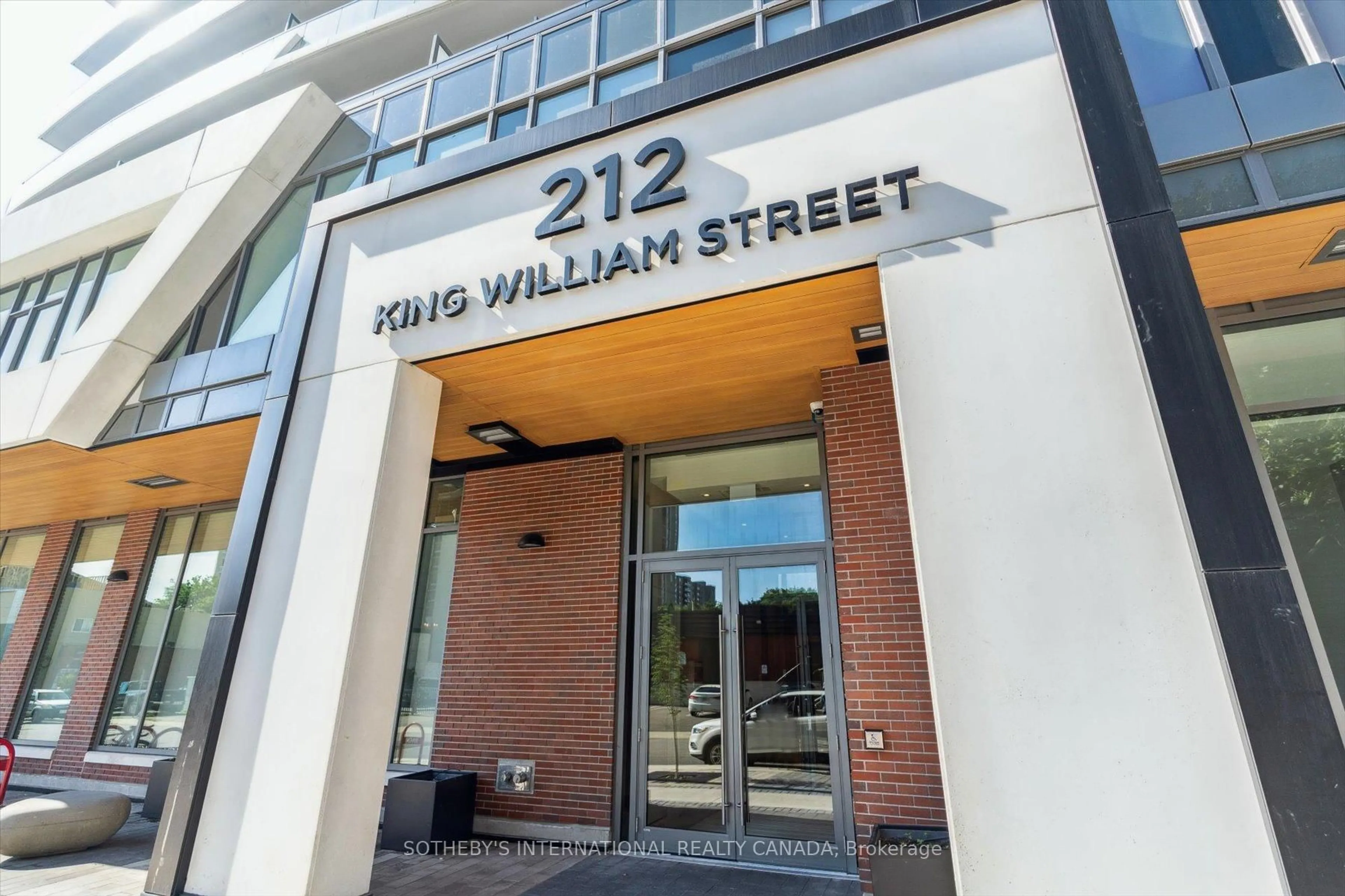 Unknown for 212 King William St #403, Hamilton Ontario L8N 1B5
