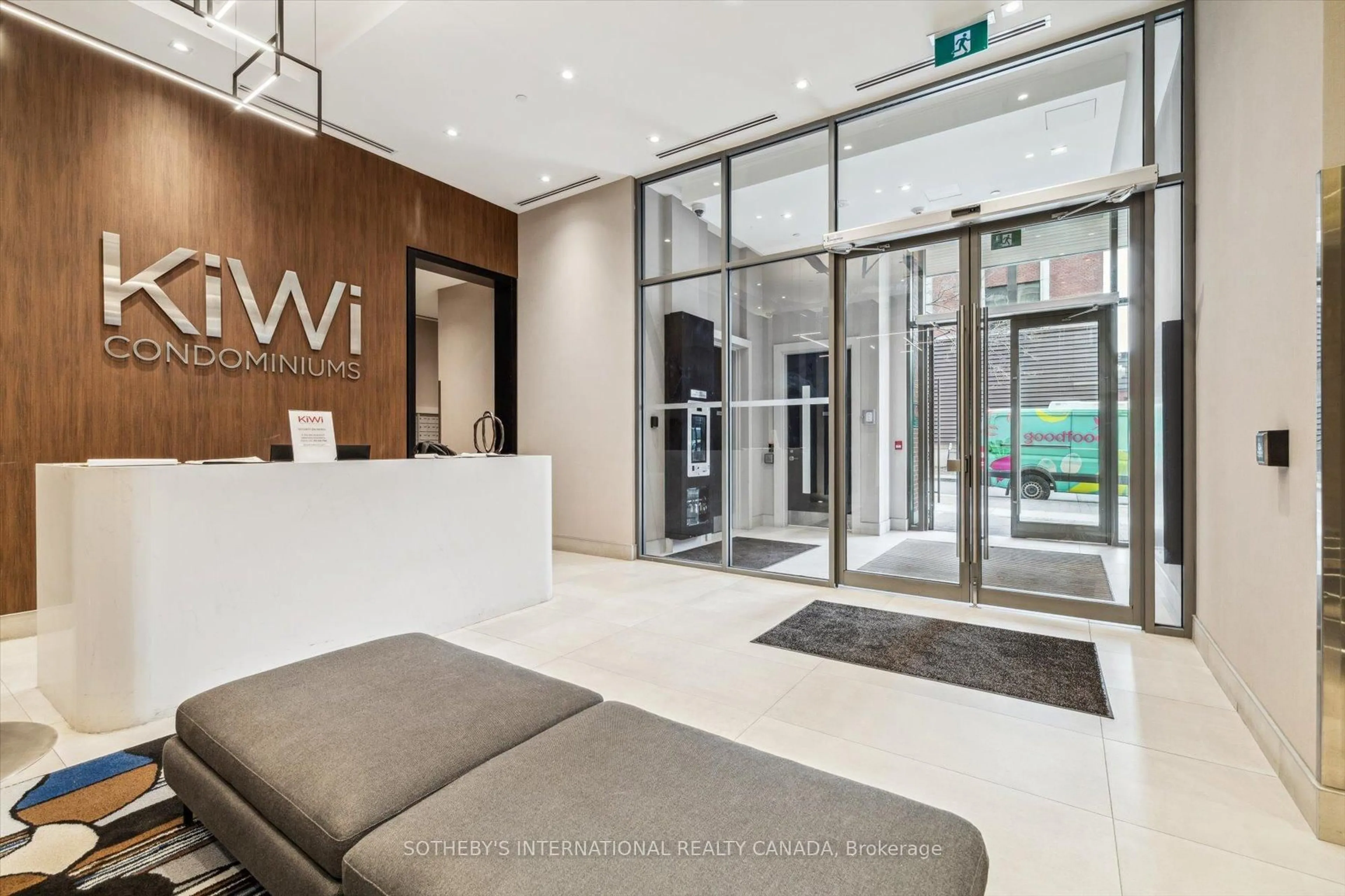 Unknown for 212 King William St #403, Hamilton Ontario L8N 1B5