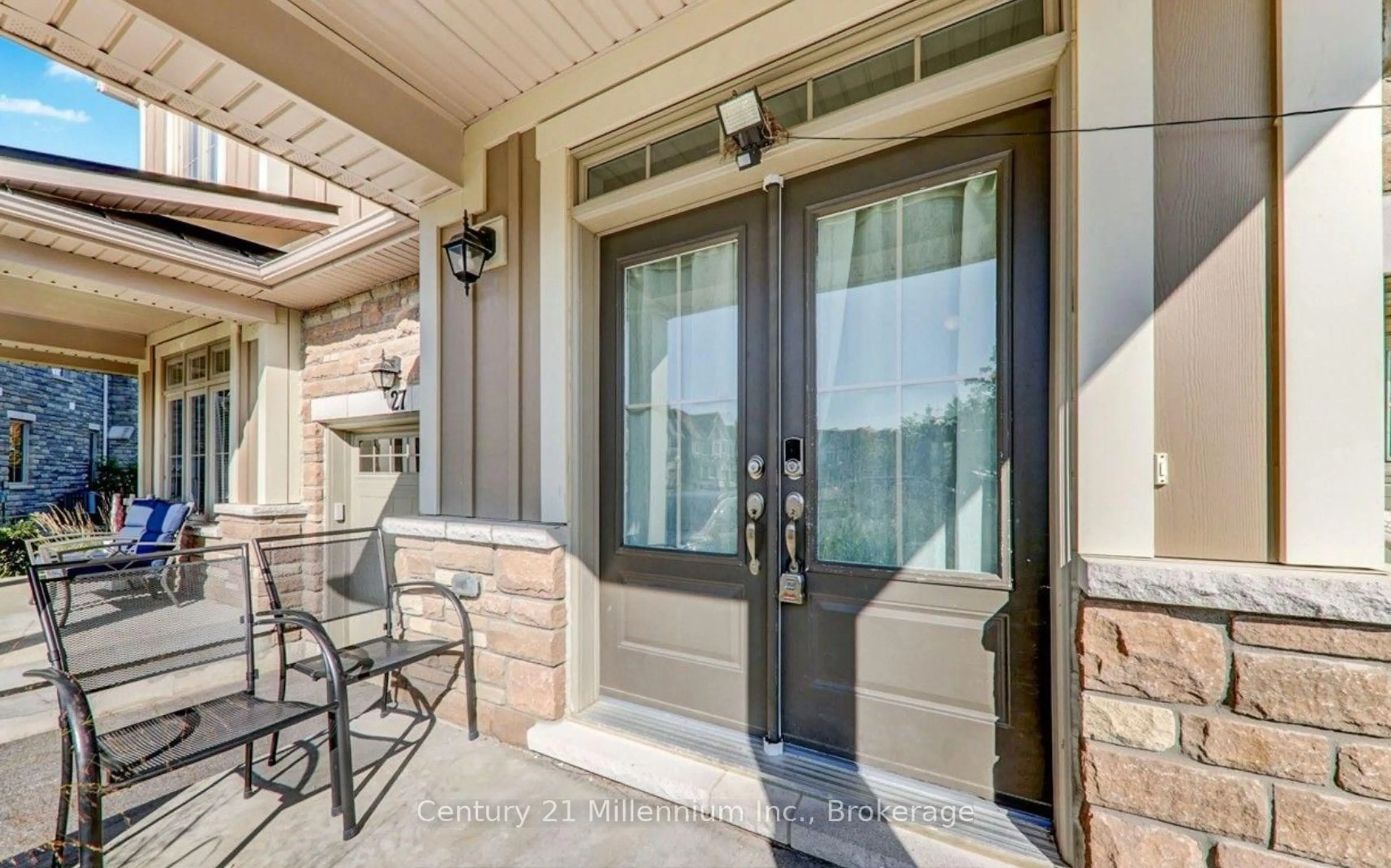 Indoor entryway for 171 Snowbridge Way #26, Blue Mountains Ontario L9Y 0V1