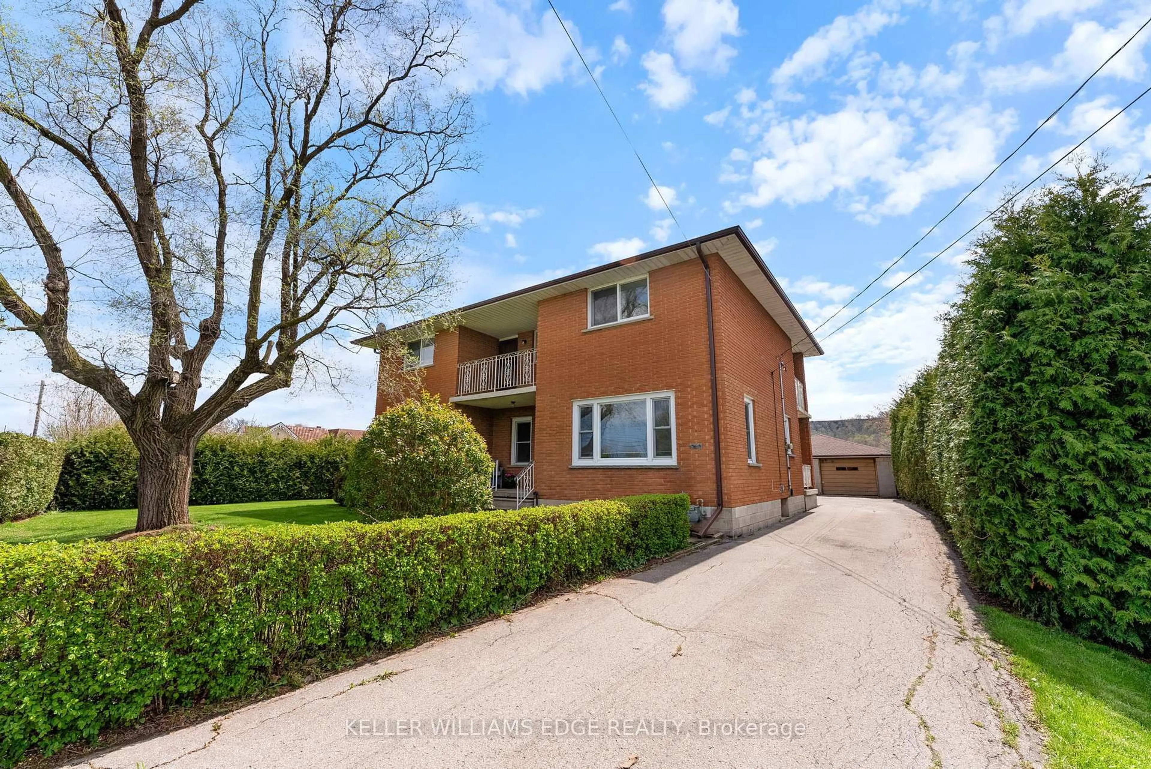 Unknown for 868 Highway 8 Highway, Hamilton Ontario L8E 5J2