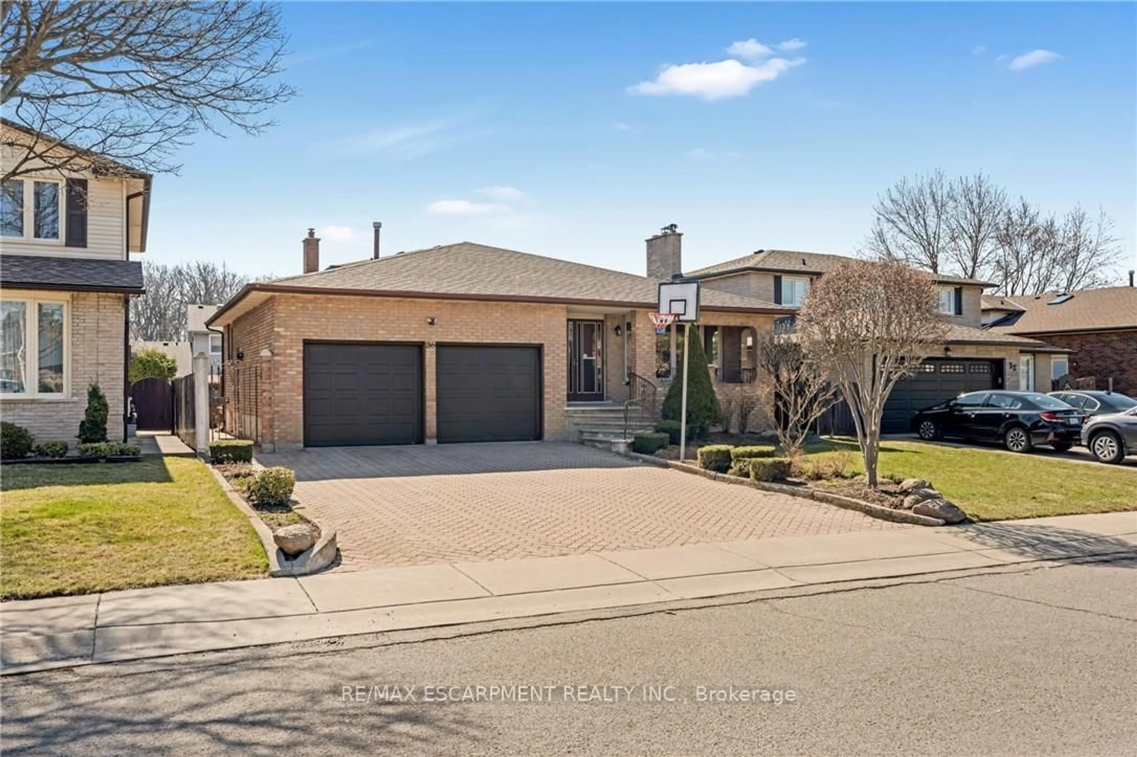 Home with brick exterior material, street for 36 Skylark Dr, Hamilton Ontario L9A 4Y2