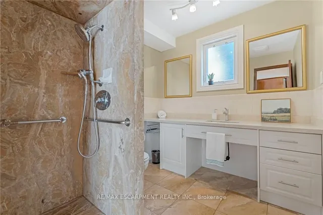 Additional property image - 36 Skylark Dr