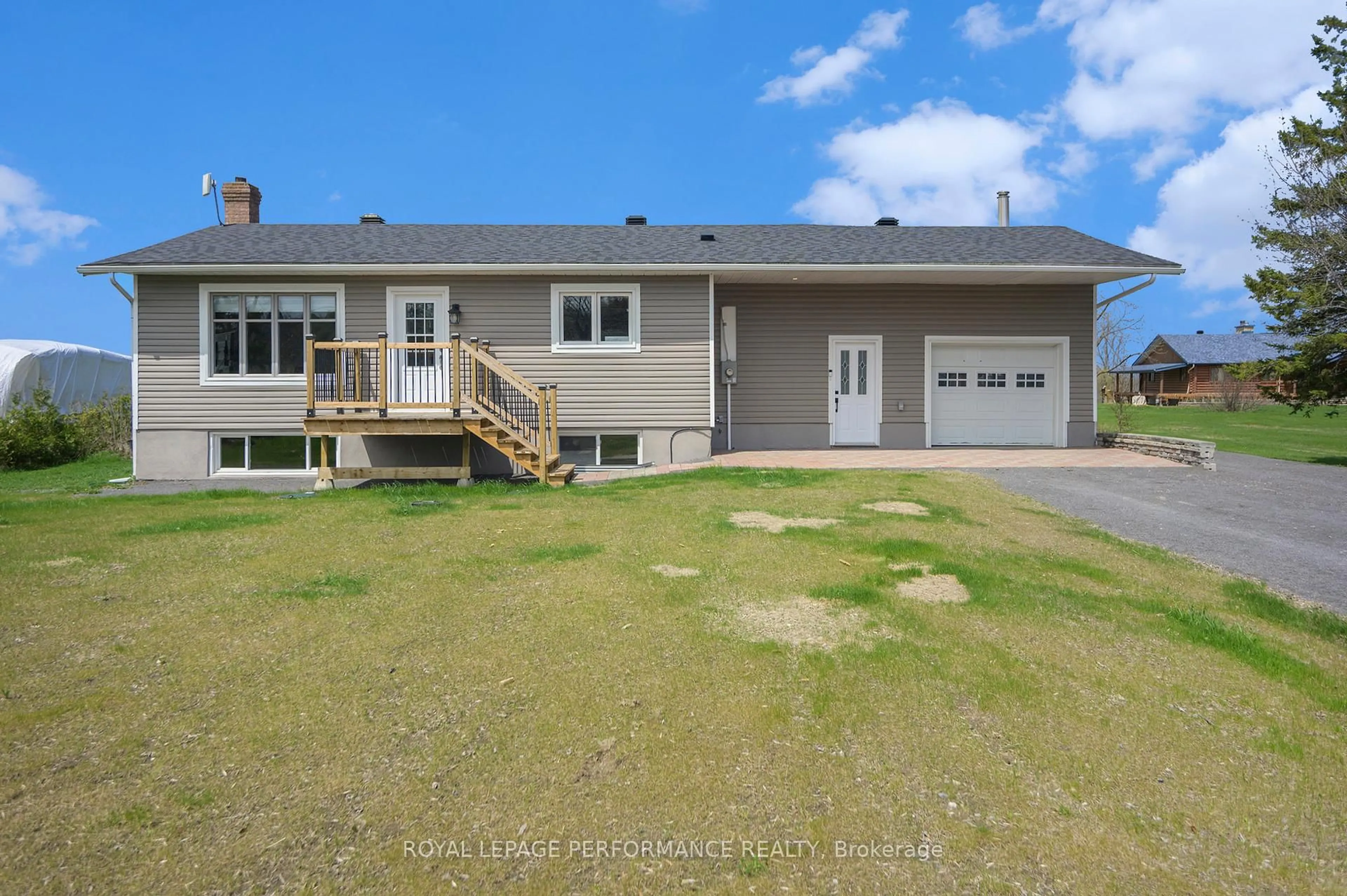 A pic from outside/outdoor area/front of a property/back of a property/a pic from drone, street for 9360 County Road 17 Rd, Clarence-Rockland Ontario K4K 1K9
