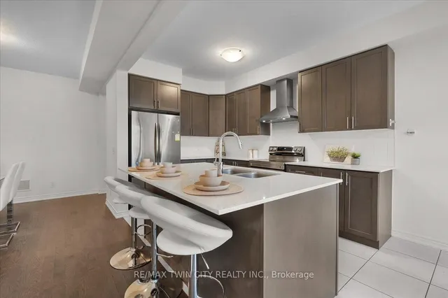Additional property image - 172 Broadacre Dr