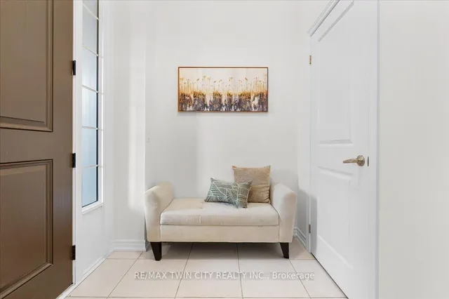 Additional property image - 172 Broadacre Dr