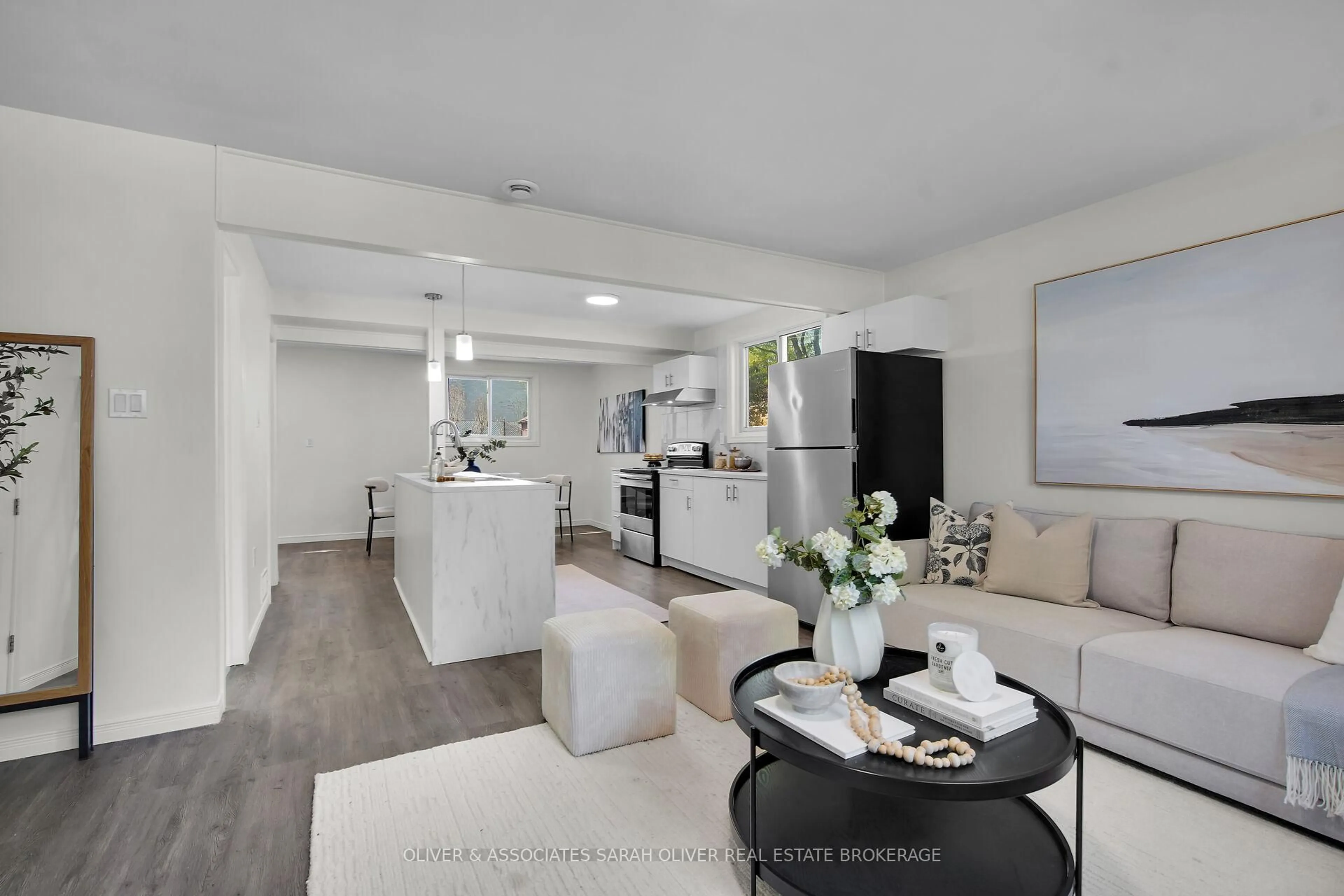 Open concept kitchen, ceramic/tile floor for 1245 Sorrel Rd, London East Ontario N5Z 2N6