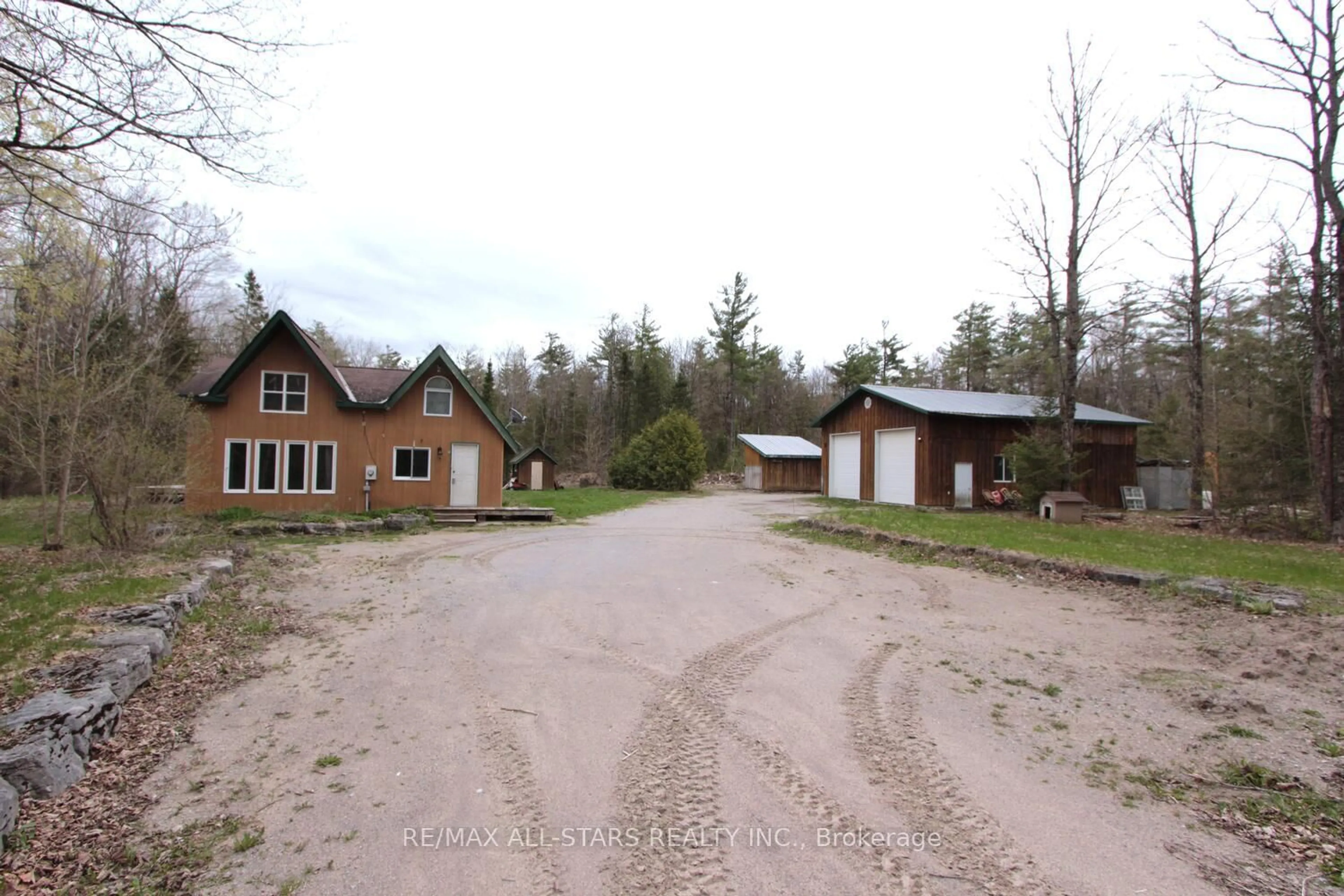 A pic from outside/outdoor area/front of a property/back of a property/a pic from drone, street for 1160 Somerville 3rd Concession, Kawartha Lakes Ontario K0M 1N0