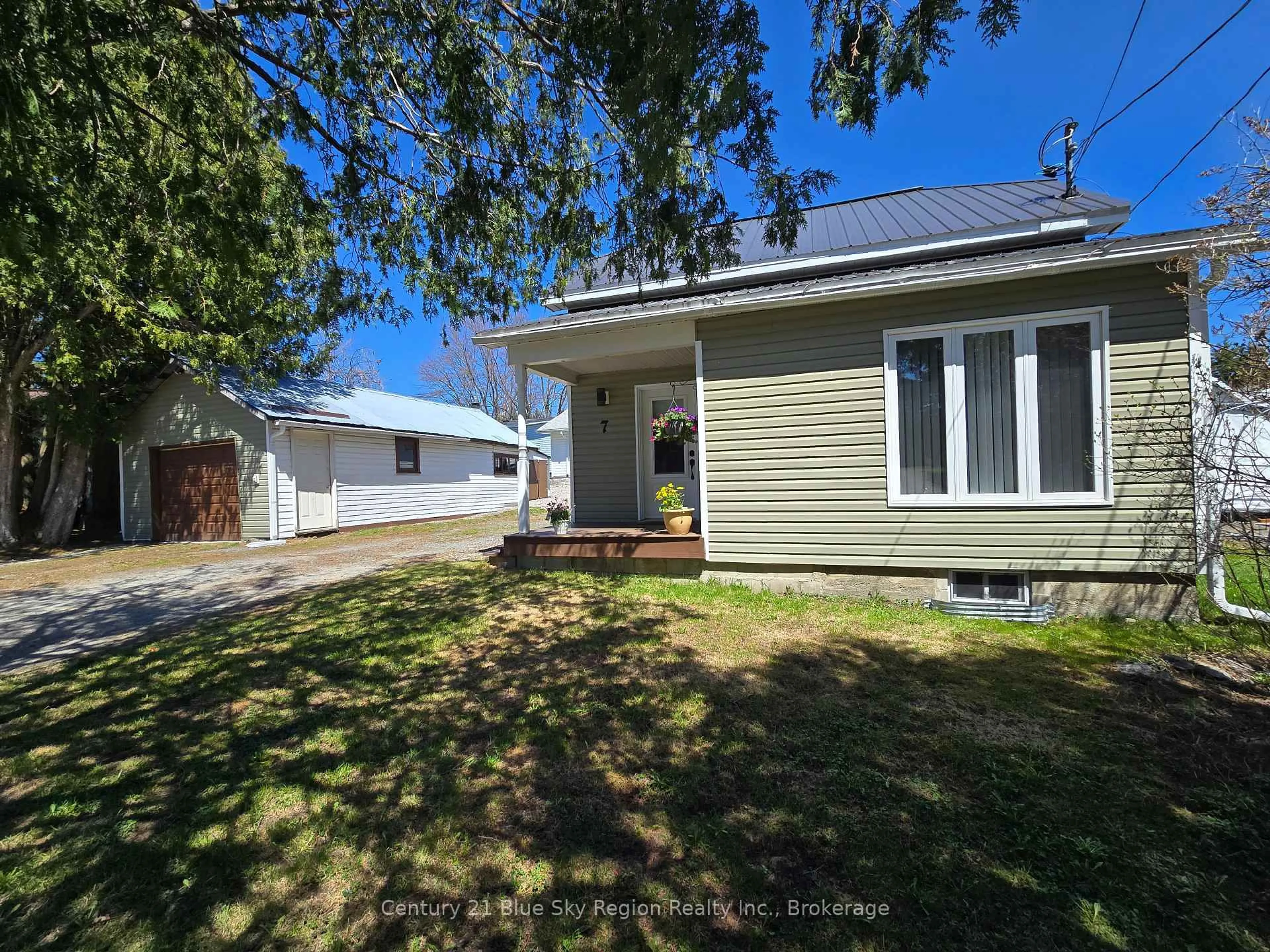 A pic from outside/outdoor area/front of a property/back of a property/a pic from drone, street for 7 St Laurent St, West Nipissing Ontario P0H 2M0