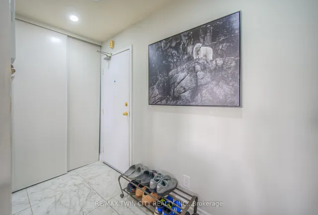 Additional property image - 185 Kehl St Unit 410