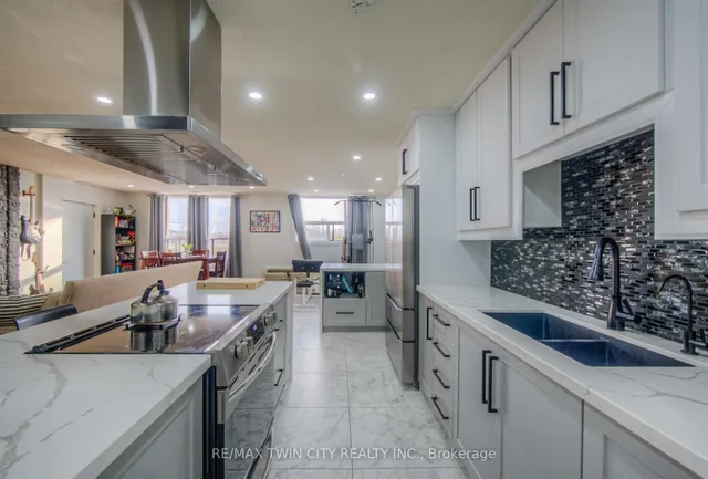 Additional property image - 185 Kehl St Unit 410