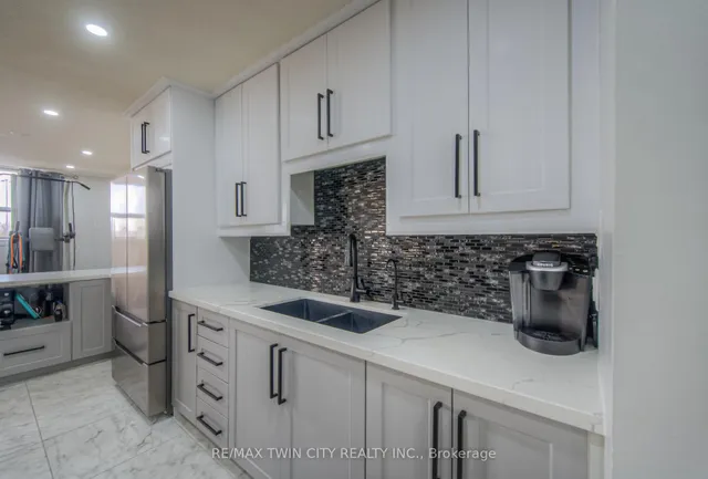 Additional property image - 185 Kehl St Unit 410