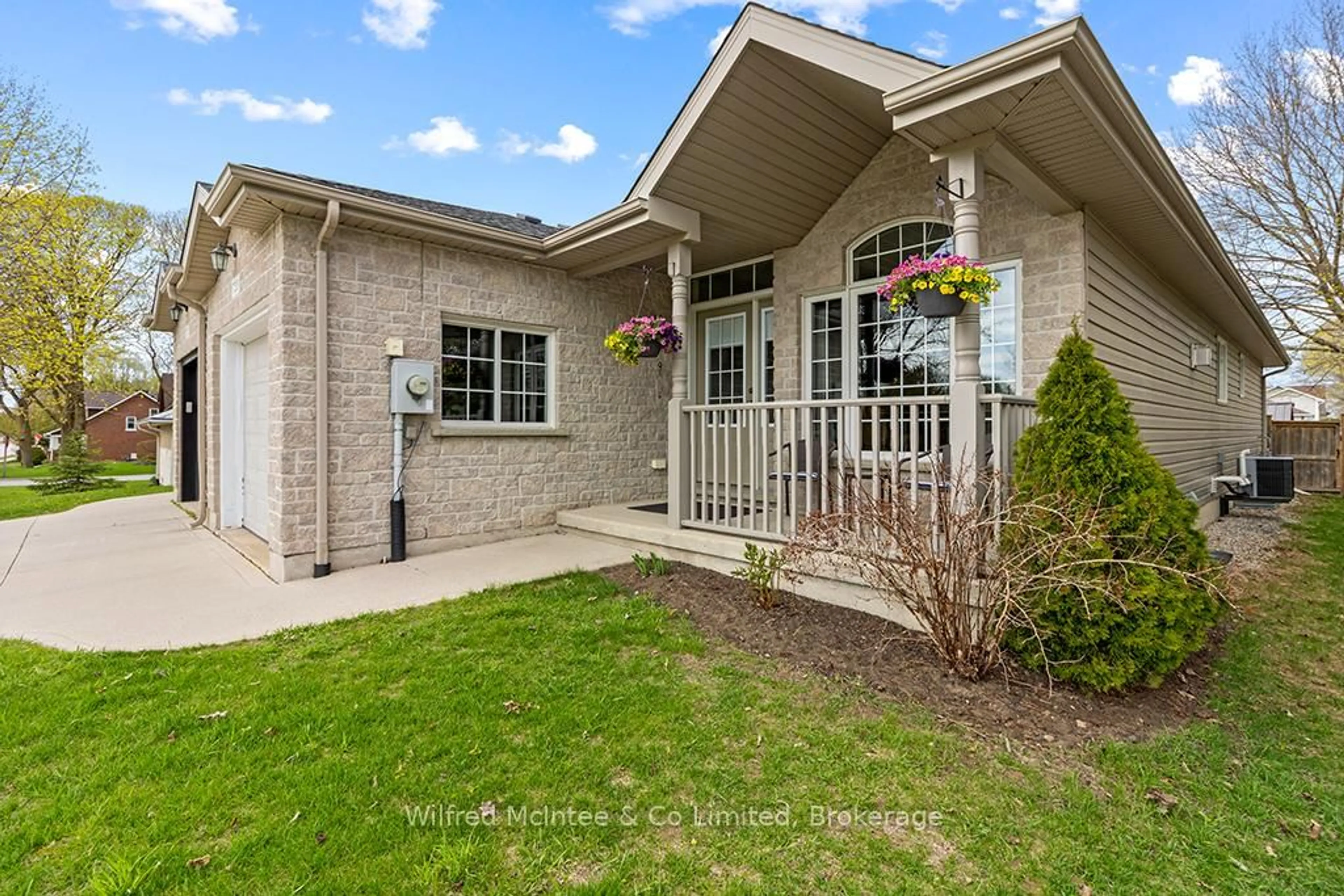 Home with brick exterior material, street for 733 Gustavus St, Saugeen Shores Ontario N0H 2C0