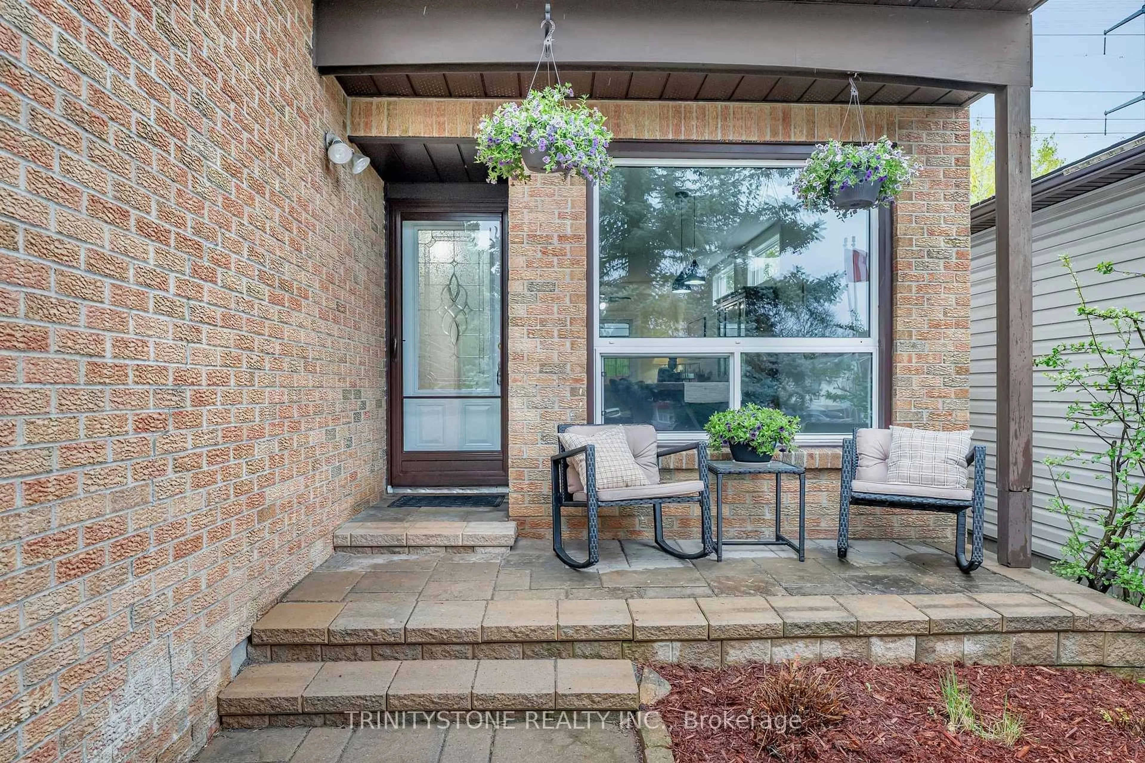 Unknown for 59 Stable Way, Kanata Ontario K2M 1A8
