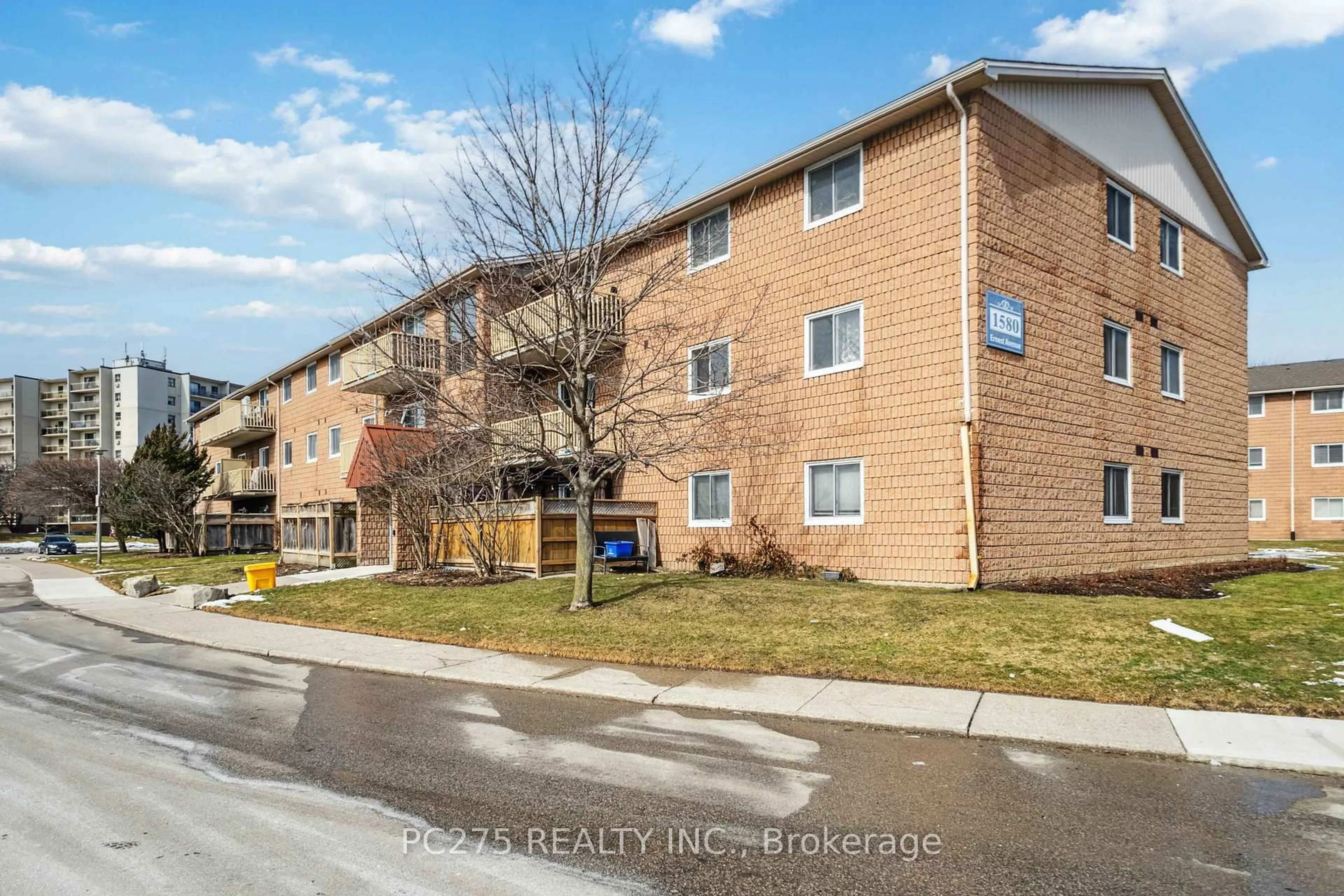 Unknown for 1580 Ernest Ave #105, London South Ontario N6E 2T9