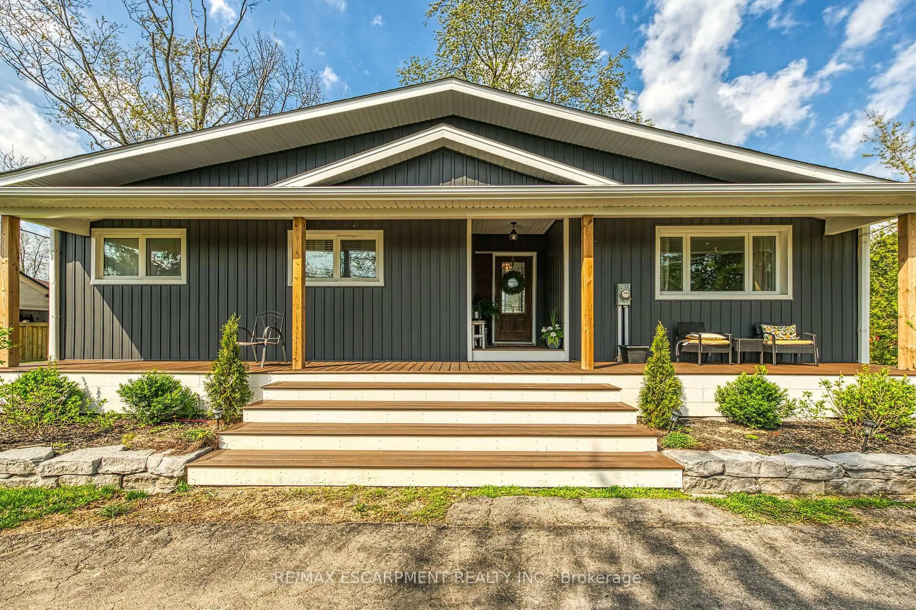 Home with vinyl exterior material, street for 1214 Golf Club Rd, Hamilton Ontario L0R 1P0