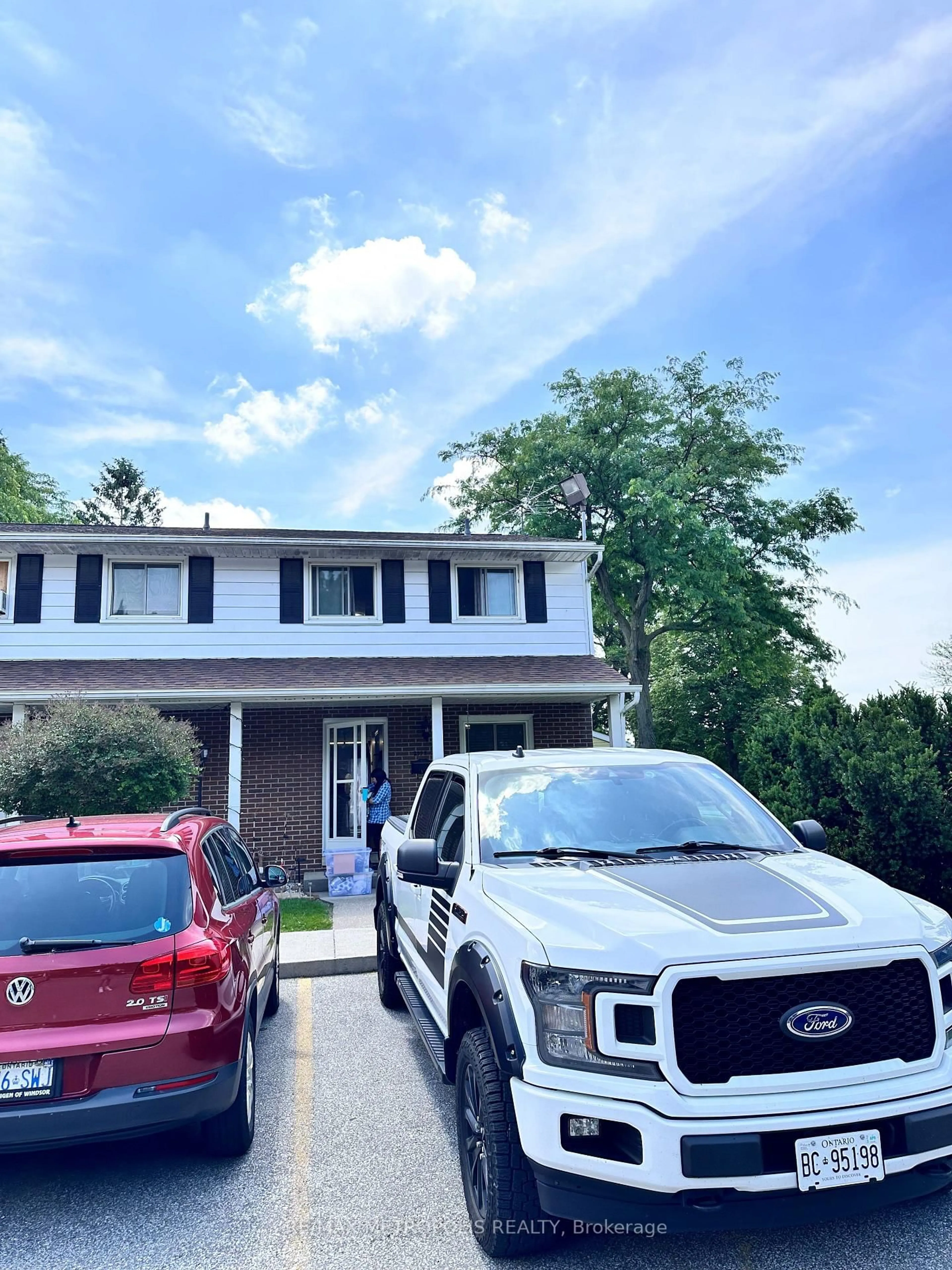 Unknown for 2994 Meadowbrook Lane #2, Windsor Ontario N8T 3G8
