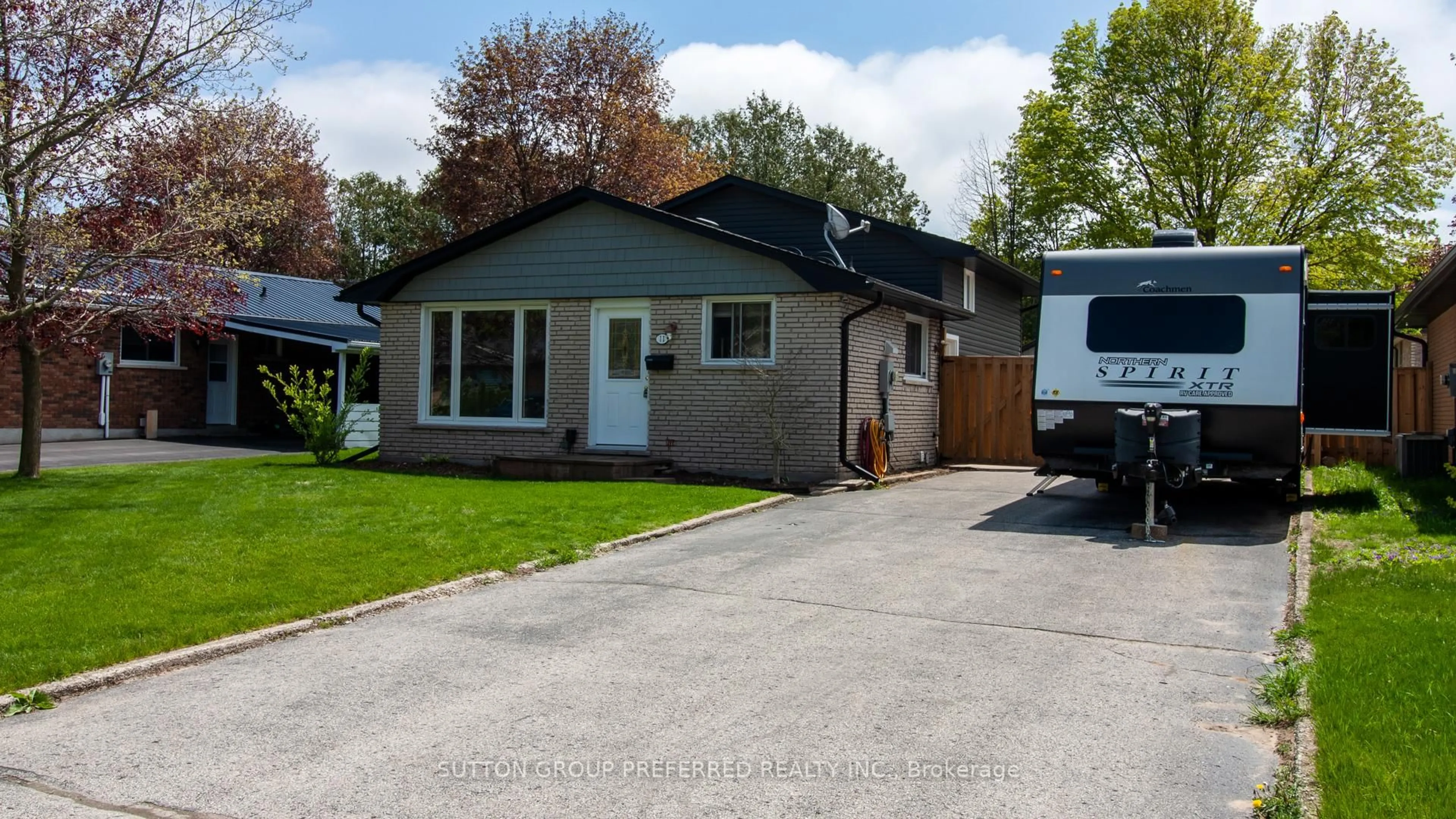 Unknown for 11 Stoney Crt, Tillsonburg Ontario N4G 4R7