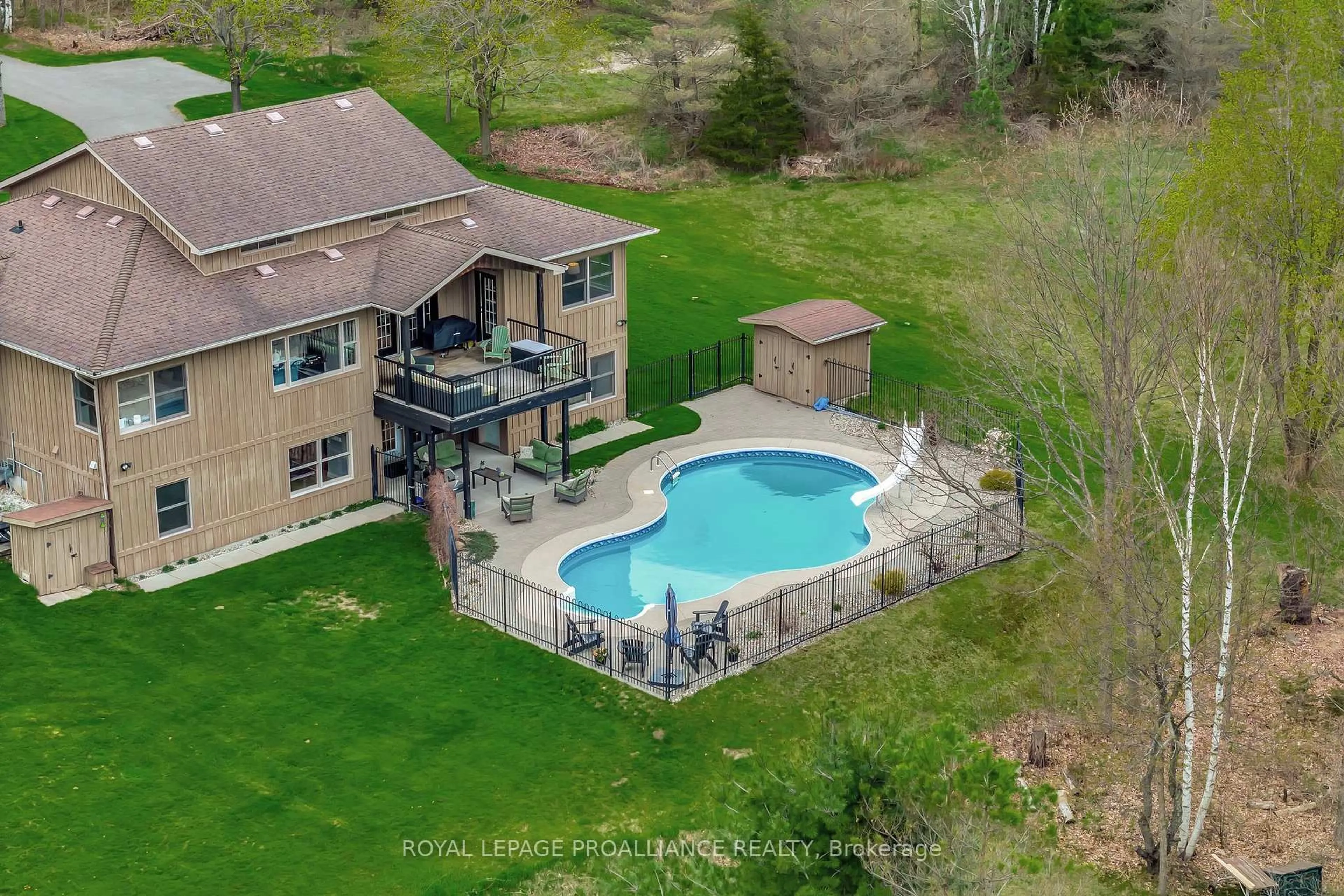 A pic from outside/outdoor area/front of a property/back of a property/a pic from drone, water/lake/river/ocean view for 8857 Racetrack Rd, Hamilton Township Ontario K9A 4J9