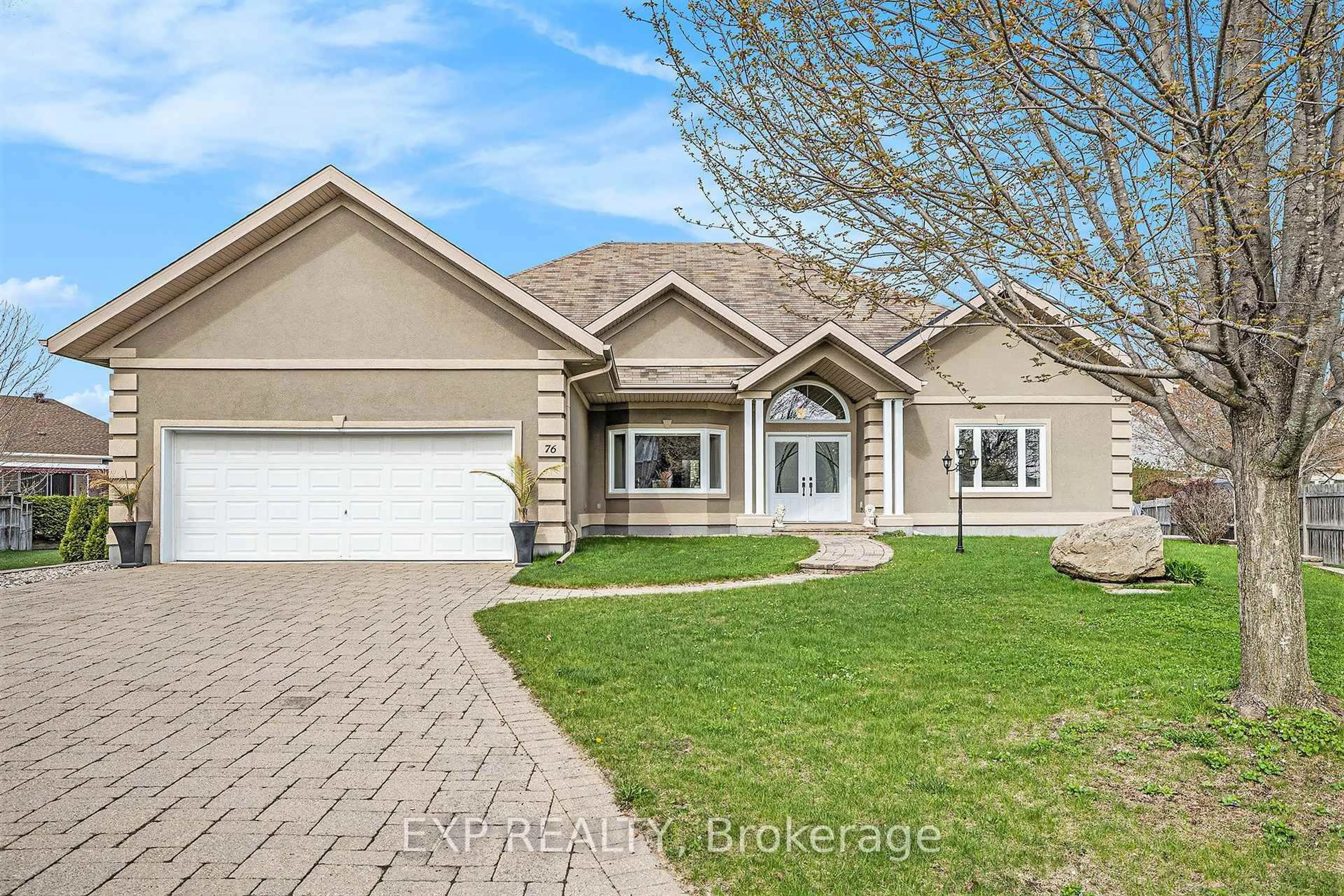 Home with vinyl exterior material, street for 76 Brightside Ave, Ottawa Ontario K2S 1K2