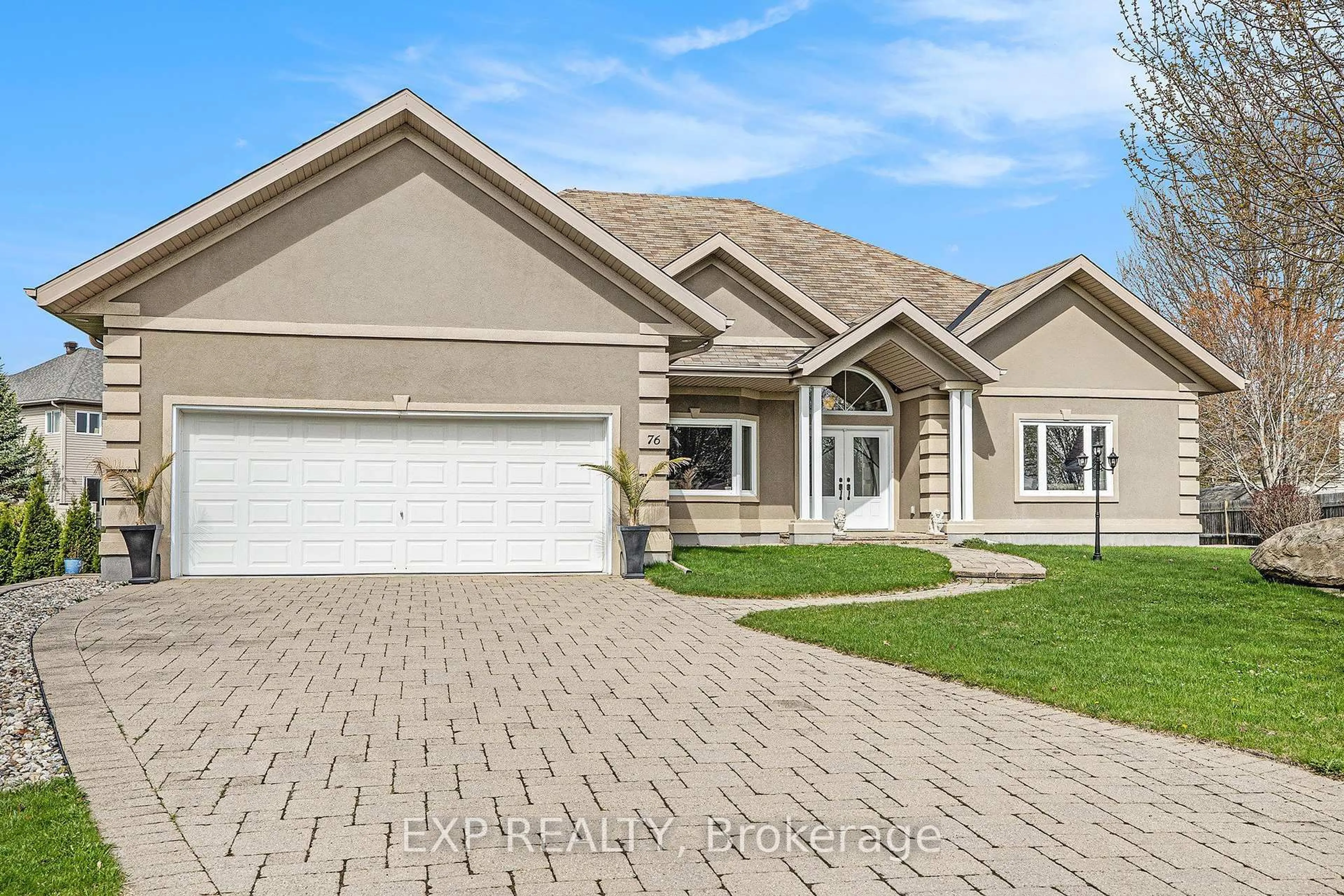 Home with vinyl exterior material, street for 76 Brightside Ave, Ottawa Ontario K2S 1K2