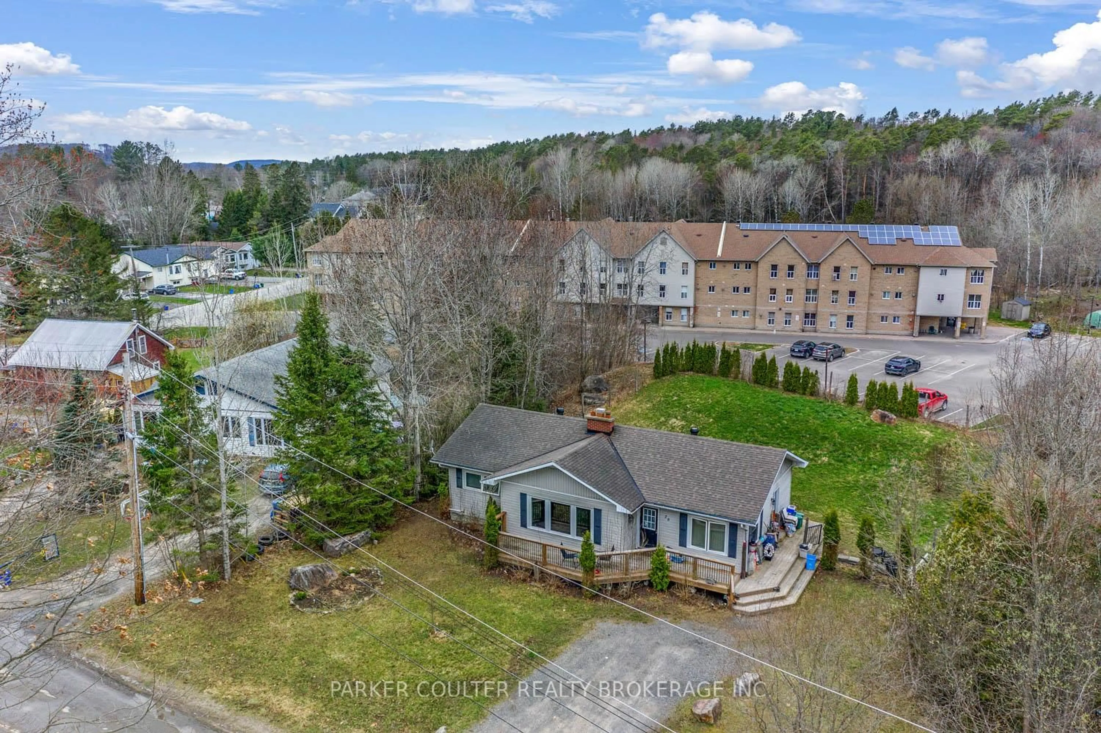 A pic from outside/outdoor area/front of a property/back of a property/a pic from drone, unknown for 28 Shay Rd, Huntsville Ontario P1H 1L2
