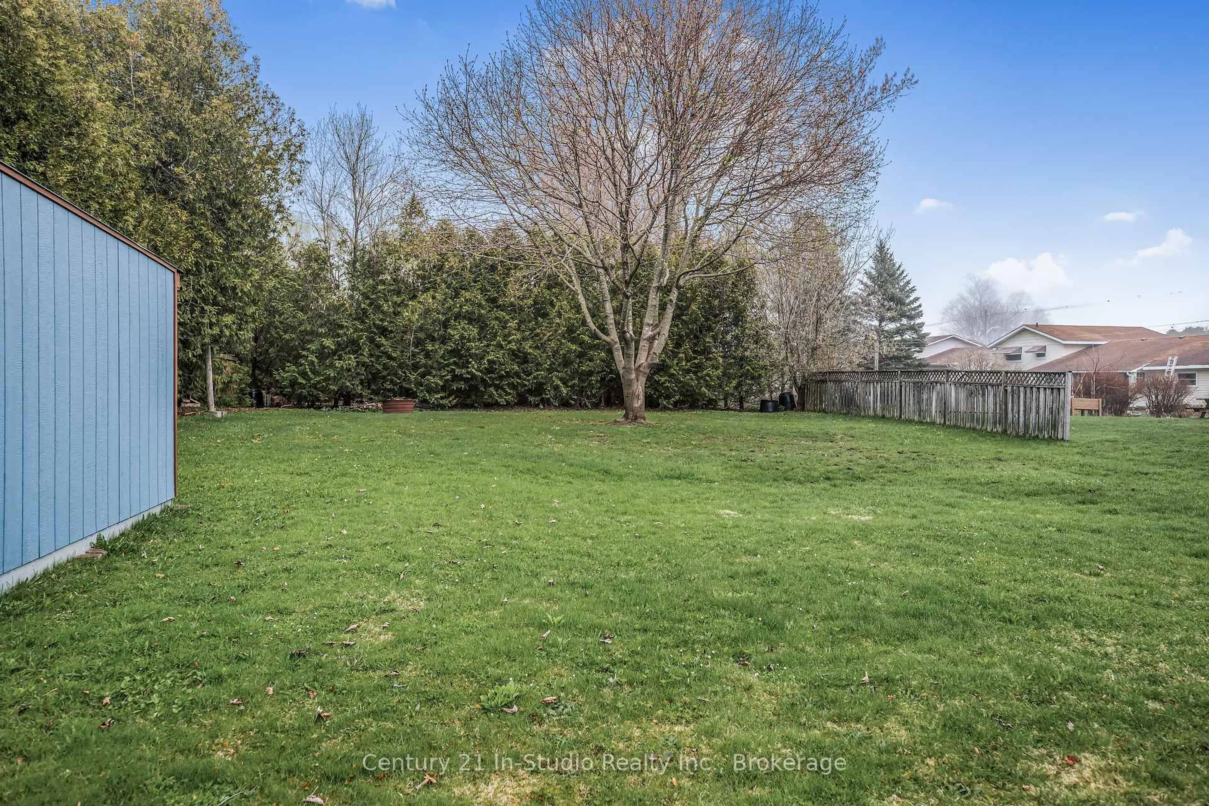 A pic from outside/outdoor area/front of a property/back of a property/a pic from drone, forest/trees view for 564 Mary St, South Bruce Peninsula Ontario N0H 2T0