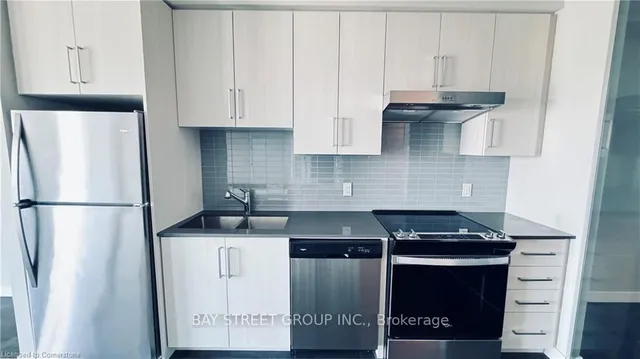 Additional property image - 15 Queen St Unit 1909