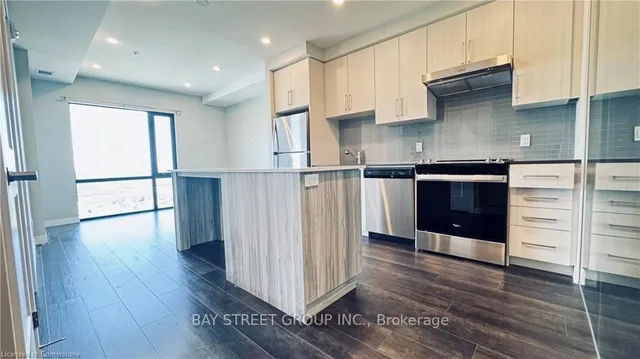 Additional property image - 15 Queen St Unit 1909