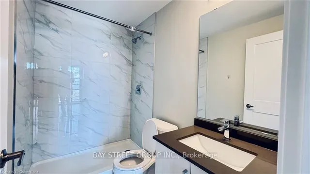 Additional property image - 15 Queen St Unit 1909