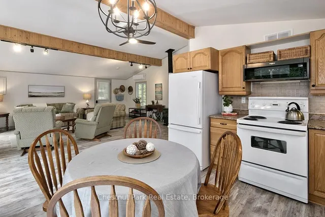 Additional property image - 64 Thompson Ave