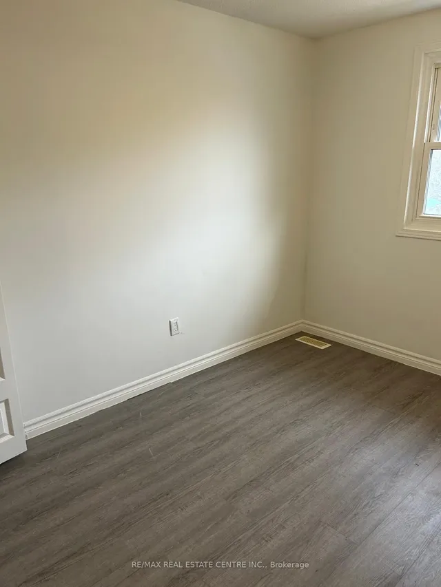 Additional image 8 of 420 Pioneer Dr Unit 3