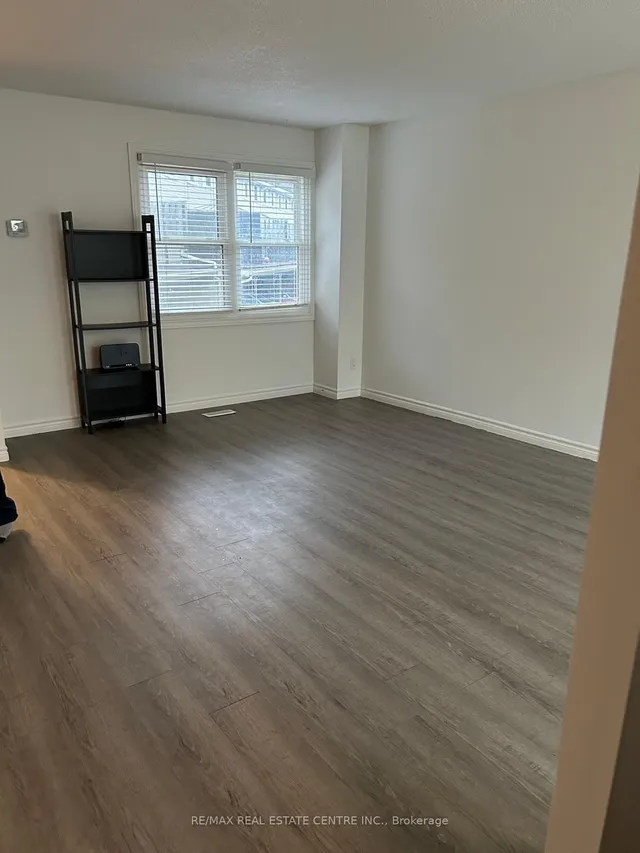Additional image 2 of 420 Pioneer Dr Unit 3