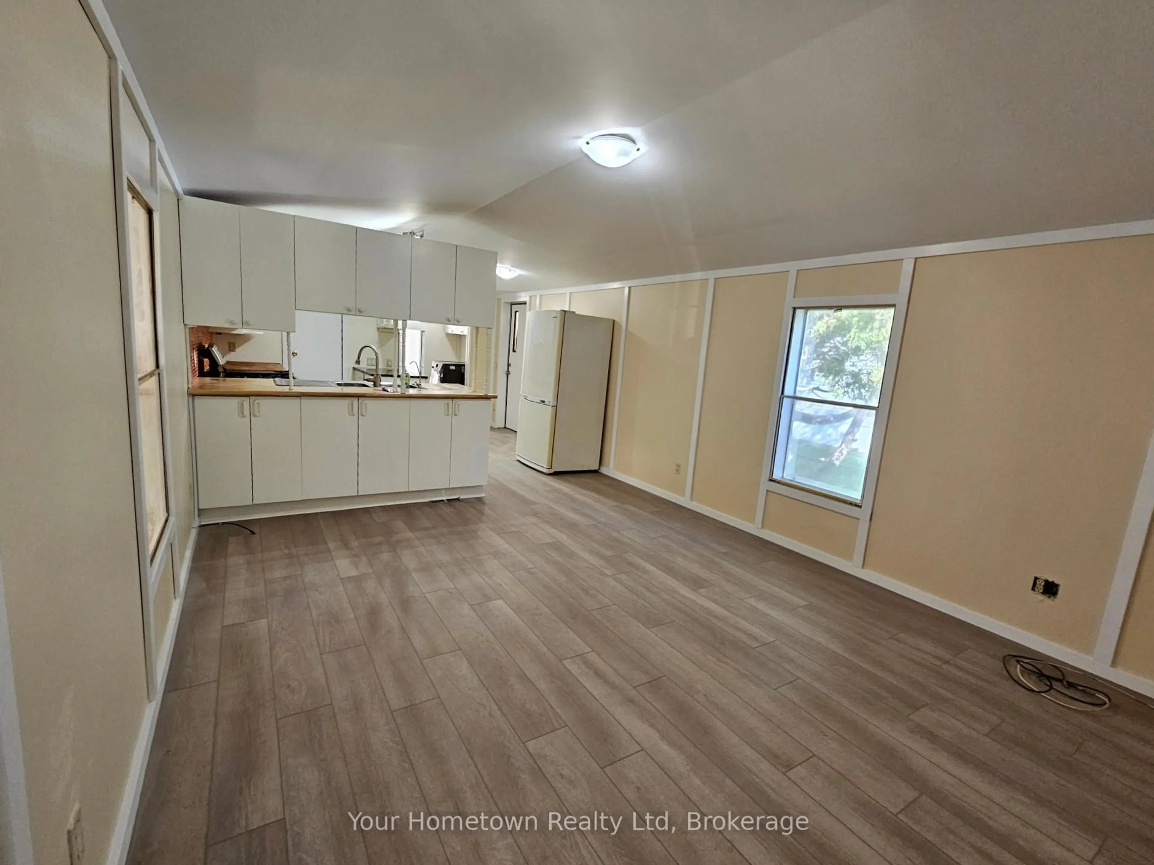 A pic of a room for 5 First Ave, Centre Wellington Ontario N1M 2W5