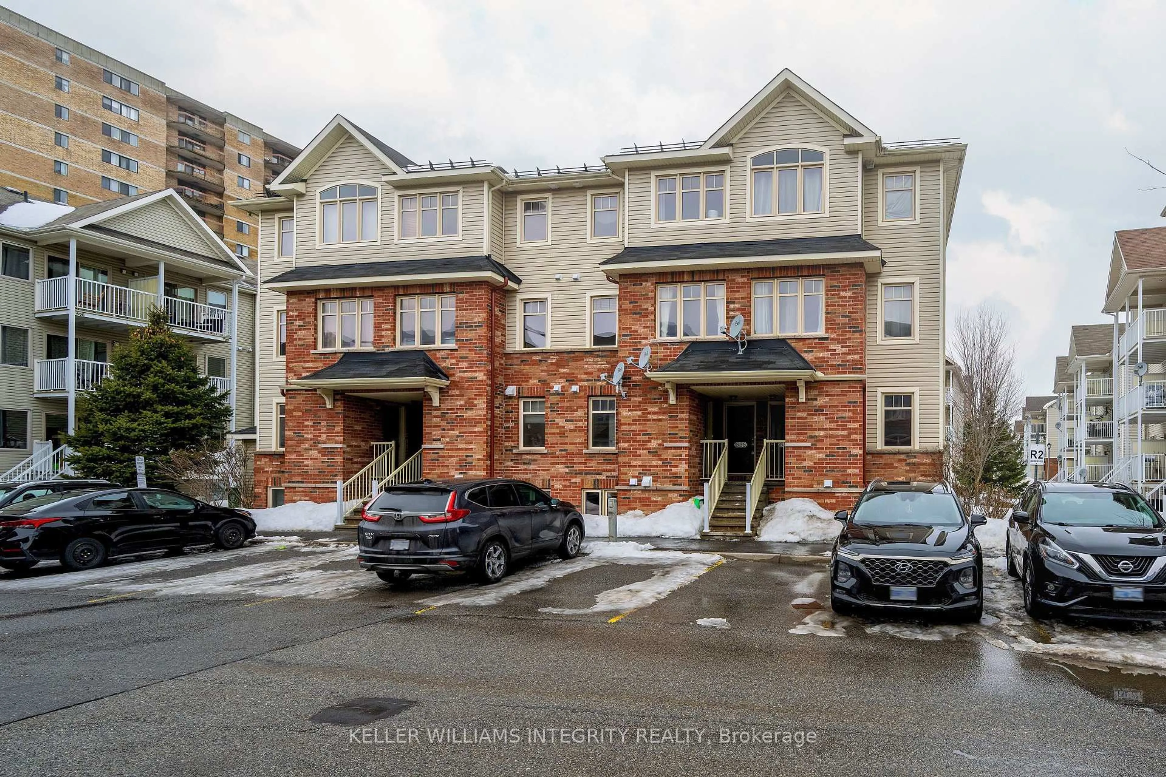 Unknown for 638 Reardon N/A #10, Ottawa Ontario K1V 2K9