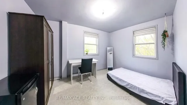 Additional property image - 114 Royal Ave