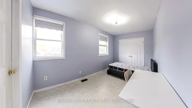 Additional property image - 114 Royal Ave