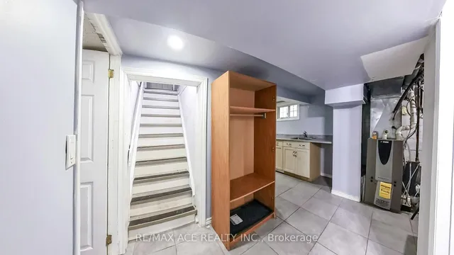 Additional property image - 114 Royal Ave