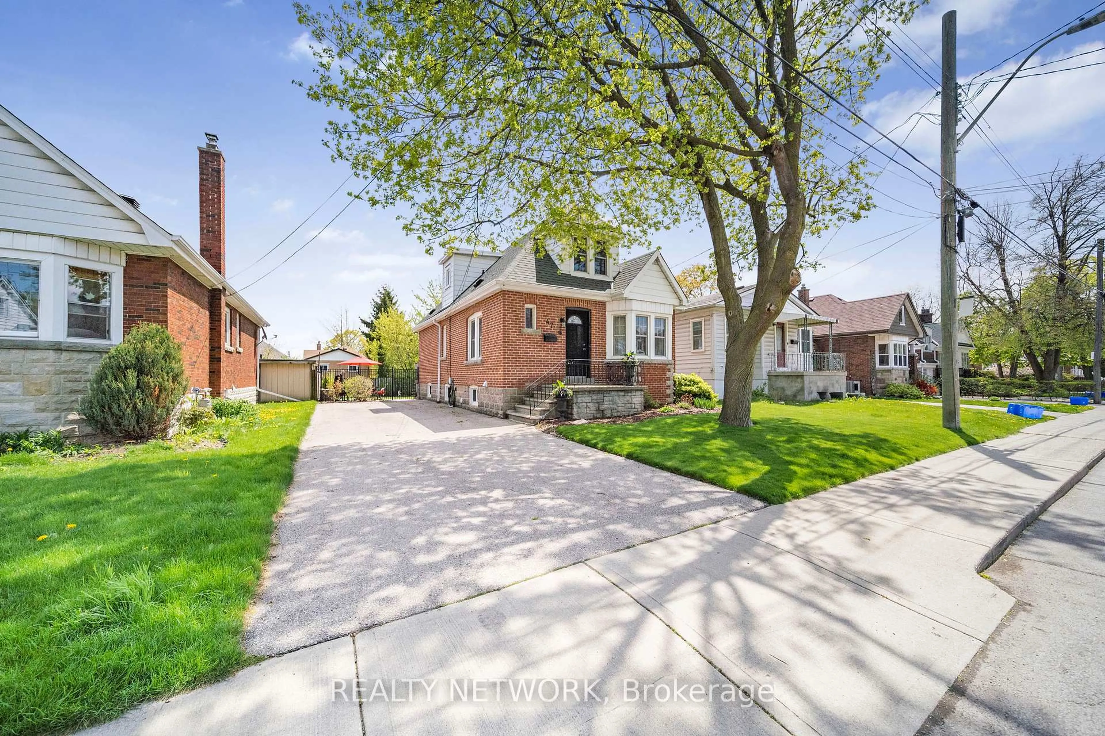Home with brick exterior material, street for 47 East 15th St, Hamilton Ontario L9A 4E6