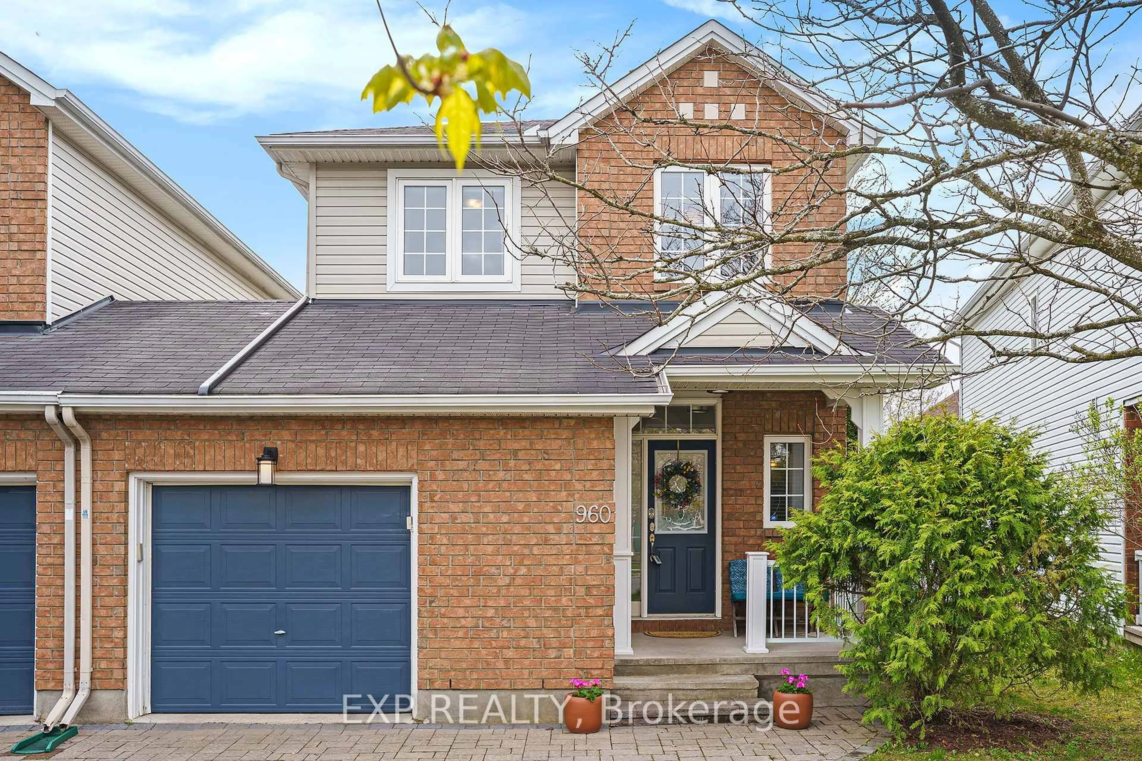 Home with brick exterior material, street for 960 Lucille Way, Ottawa Ontario K4A 4H9