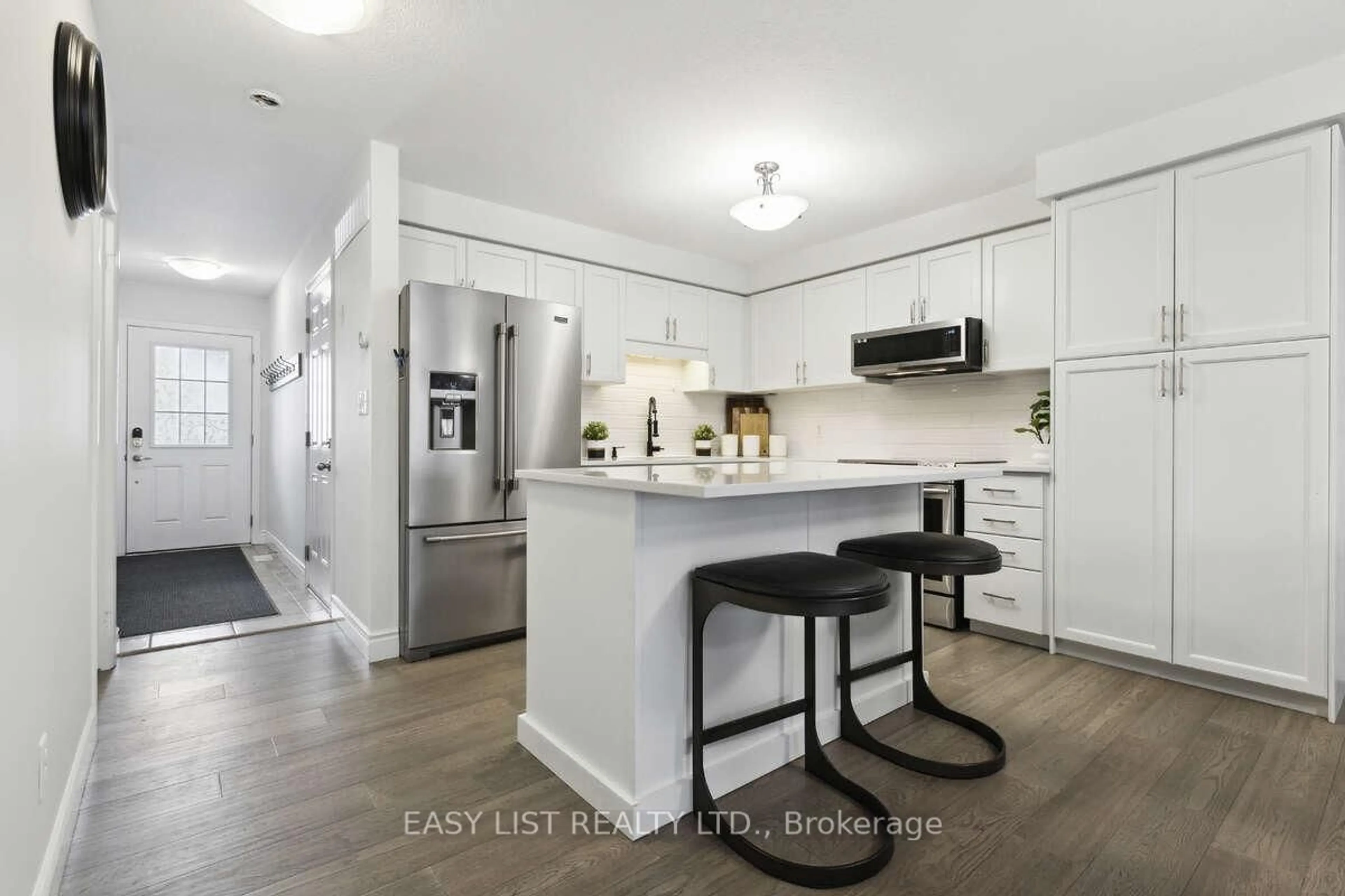 Open concept kitchen, unknown for 75 Meadowridge St, Kitchener Ontario N2P 0E2