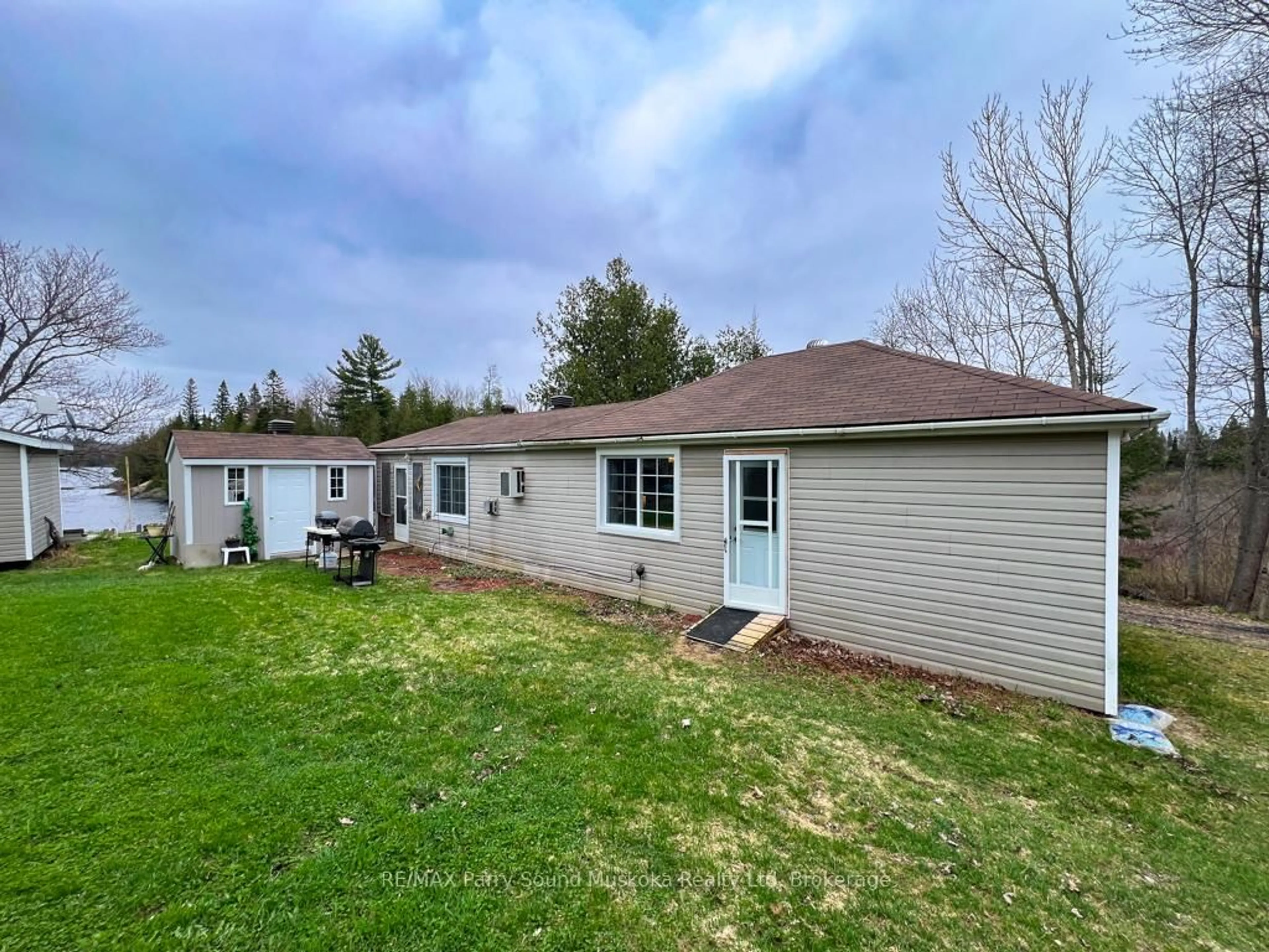 Unknown for 21 Macfie Rd, Whitestone Ontario P0A 1G0