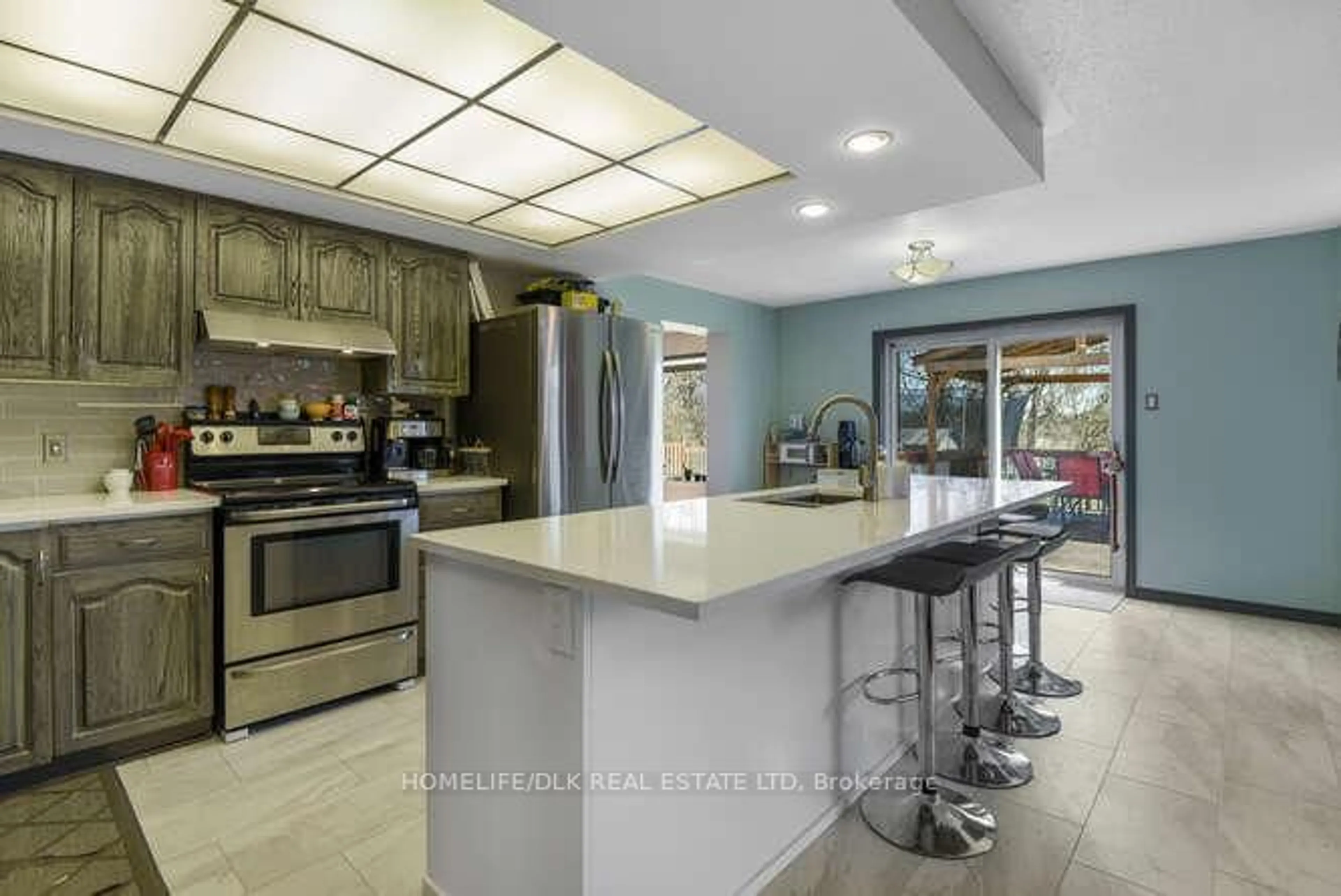 Open concept kitchen, ceramic/tile floor for 3 Brookview Cres, Athens Ontario K0E 1B0