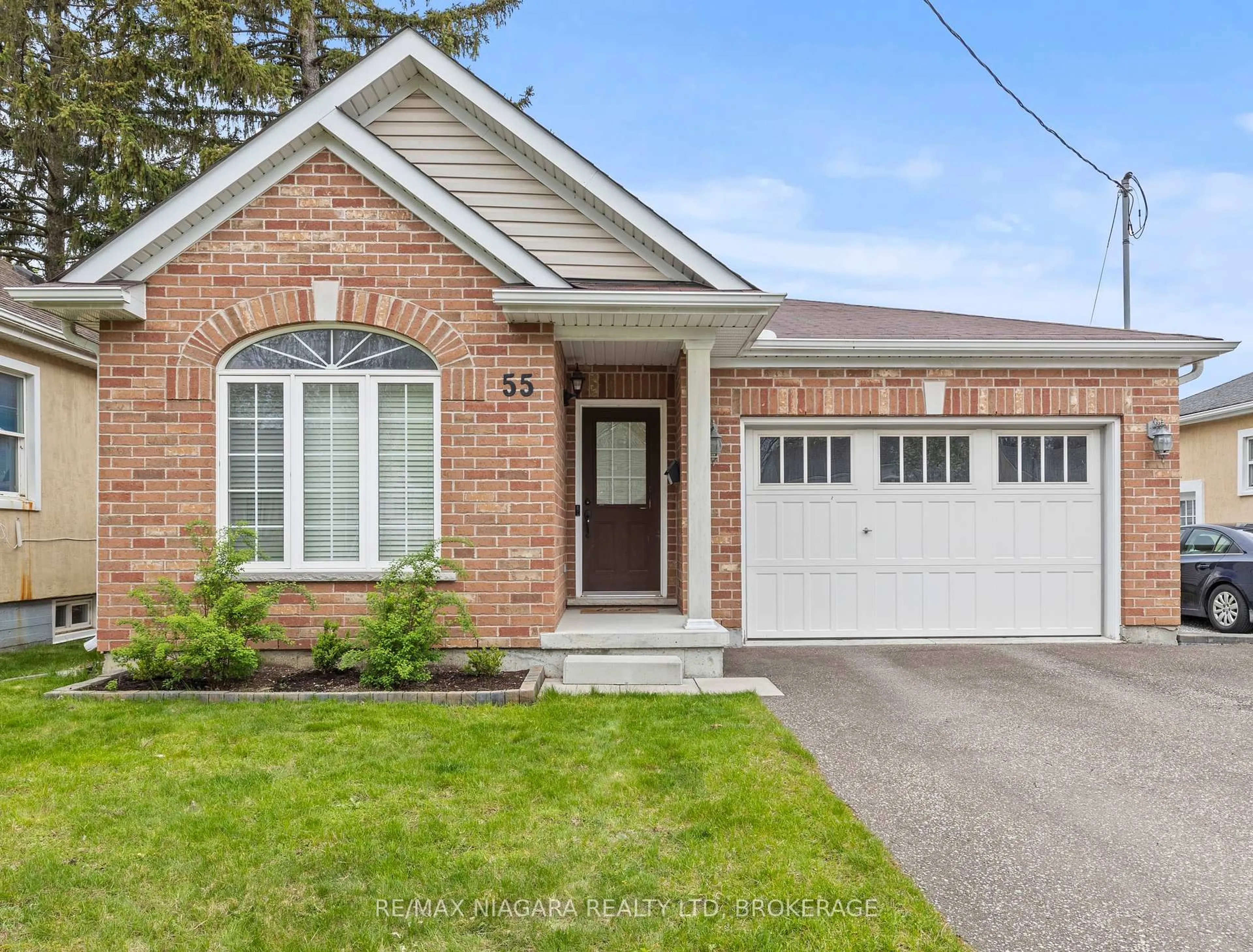Home with brick exterior material, street for 55 Haig St, St. Catharines Ontario L2R 6K7