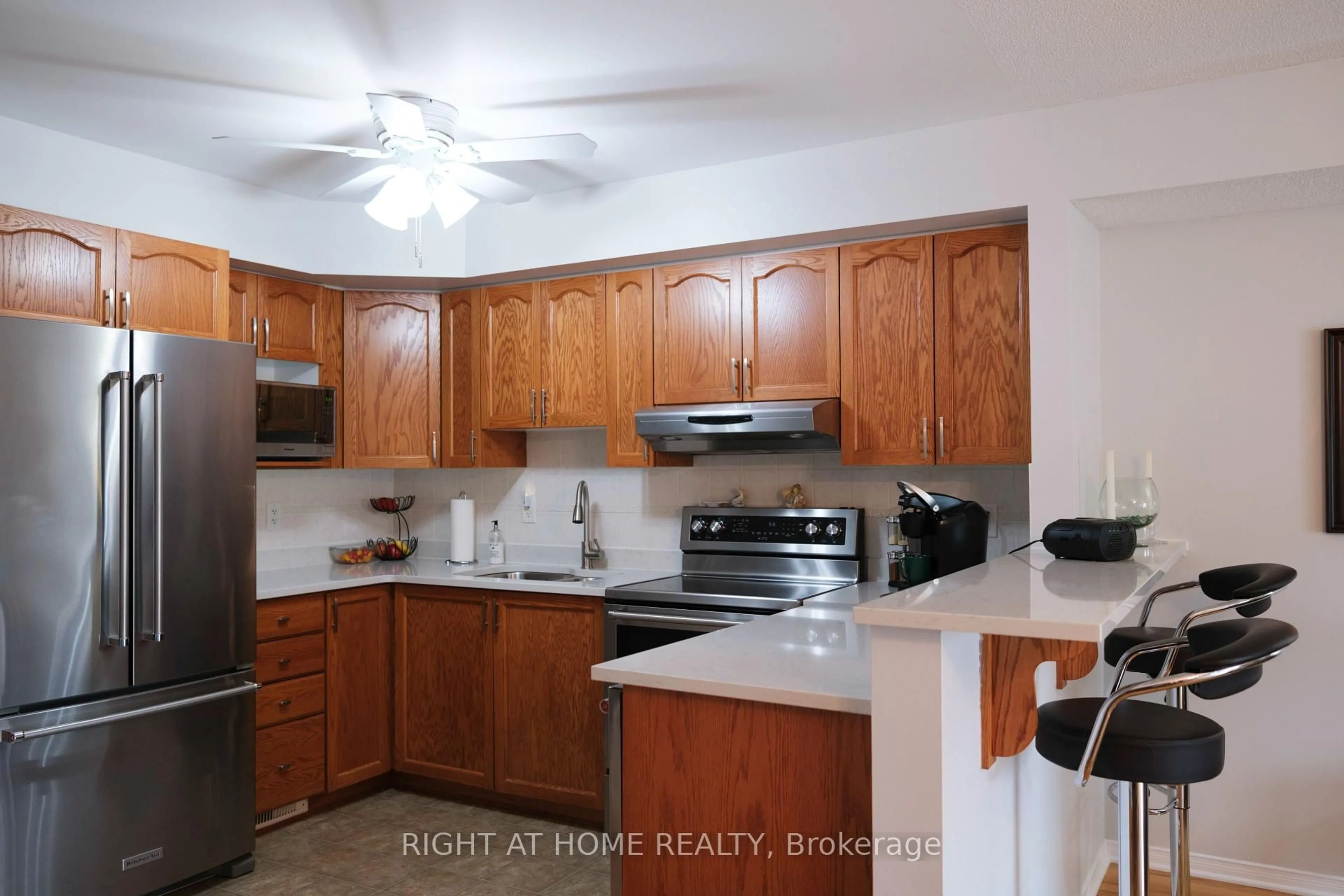 Standard kitchen, unknown for 38 Spruce Cres, Arnprior Ontario K7S 3V8