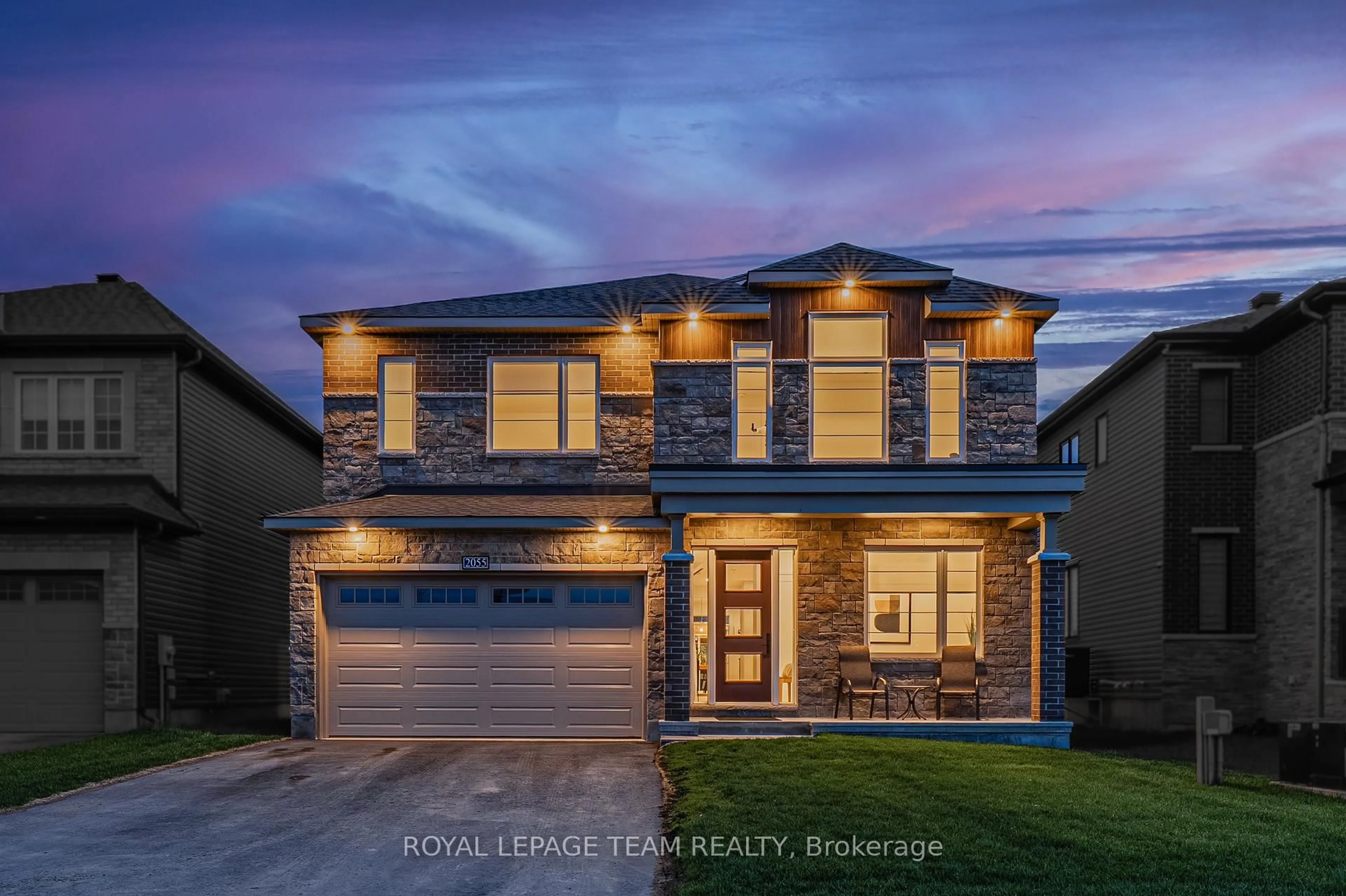 Home with brick exterior material, street for 2055 Wanderer Ave, Manotick Ontario K4M 0W9