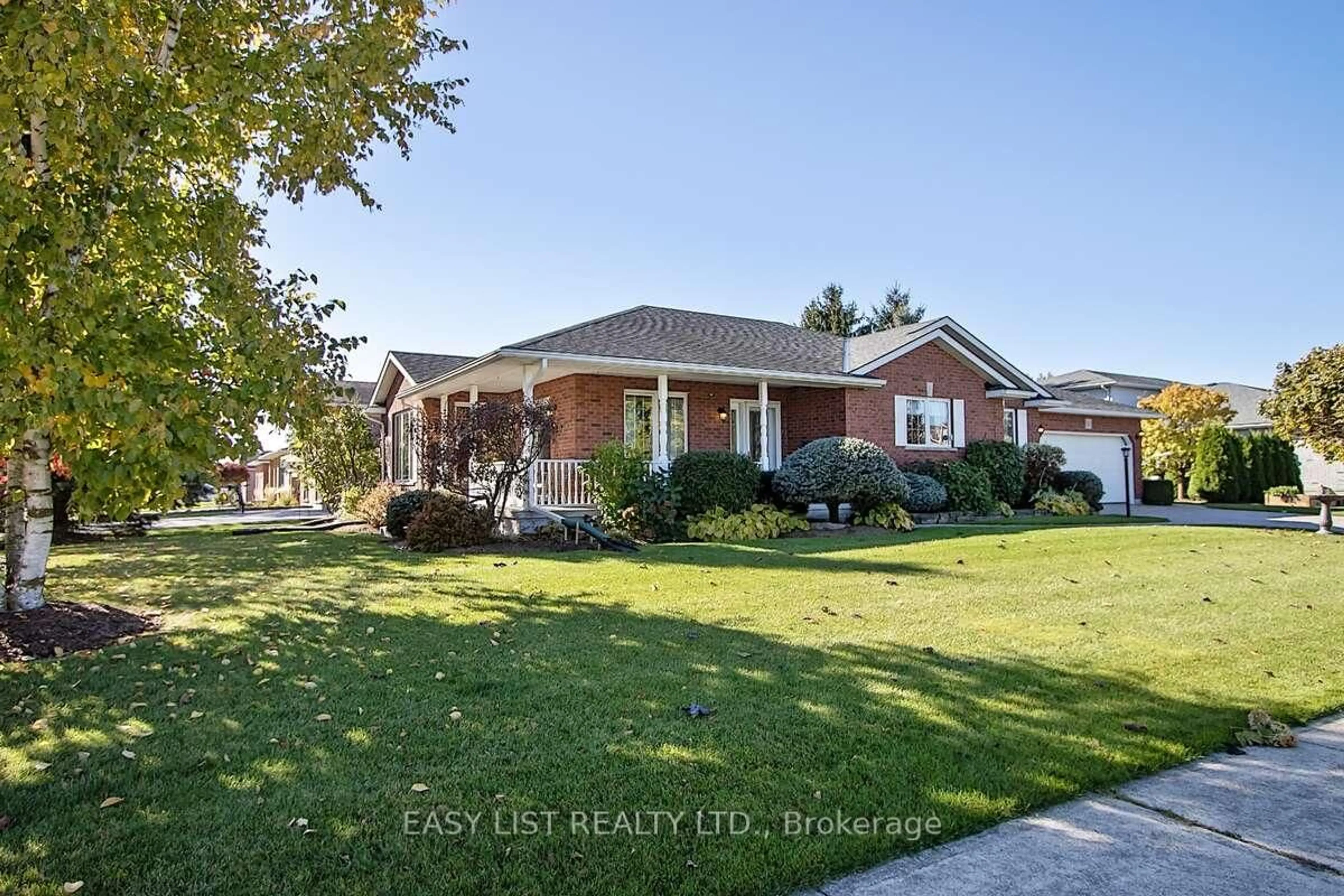 Home with brick exterior material, street for 230 Frederick Crt, East Zorra-Tavistock Ontario N0B 2R0