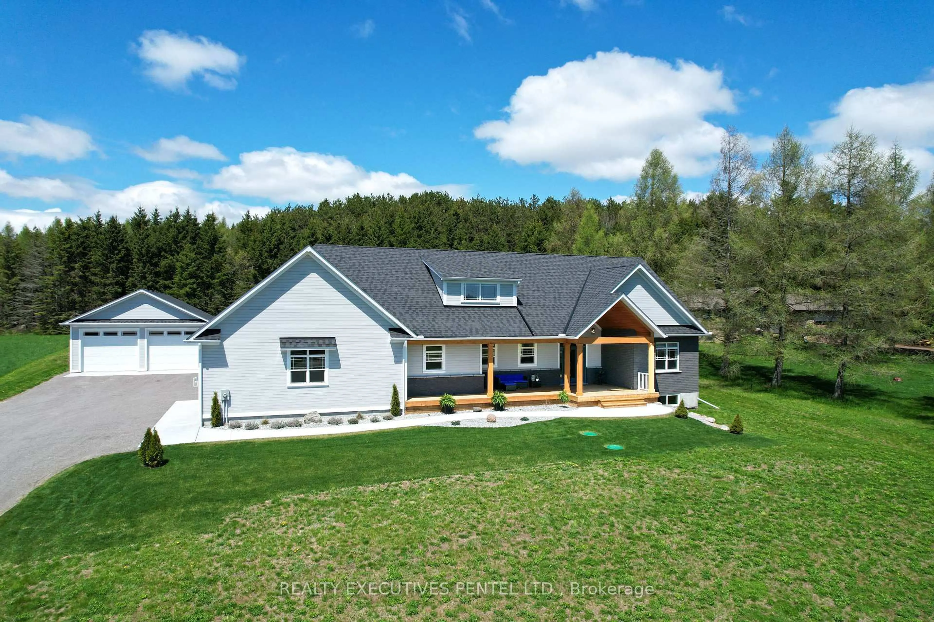 Home with vinyl exterior material, mountain view for 3258 Shelter Valley Rd, Alnwick/Haldimand Ontario K0K 2G0