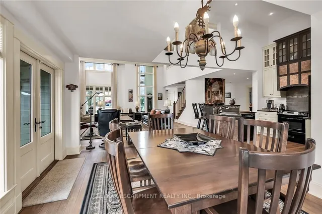 Additional property image - 285 Hamilton Dr