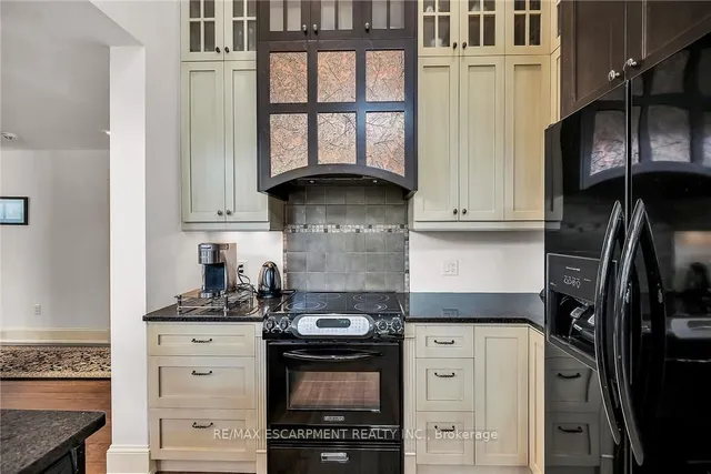 Additional property image - 285 Hamilton Dr