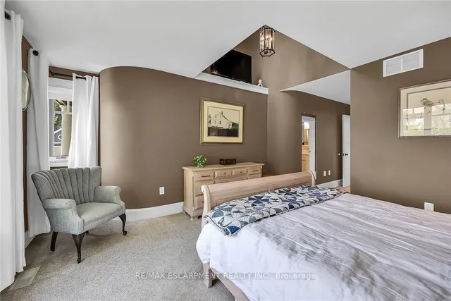 Additional property image - 285 Hamilton Dr